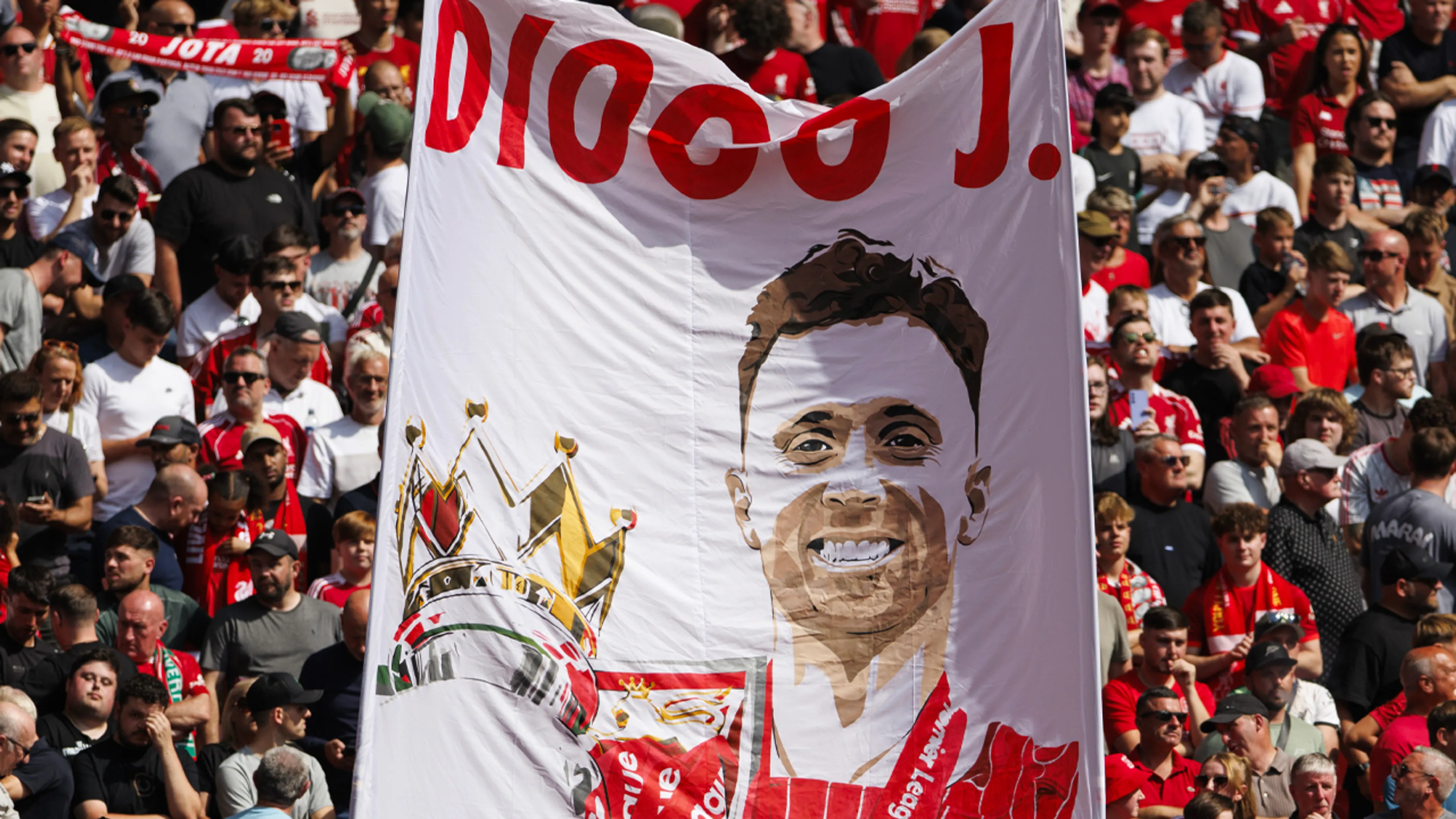 Familie Jota aanwezig bij eerste competitiewedstrijd Liverpool