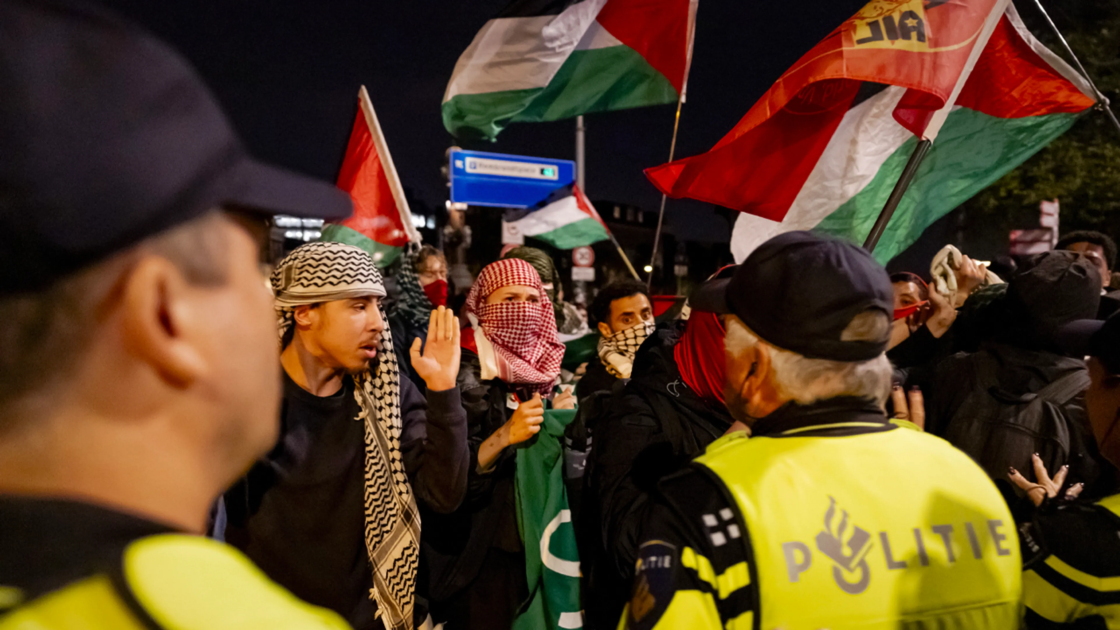 Amsterdamse burgemeester Femke Halsema ontbindt pro-Palestijns protest