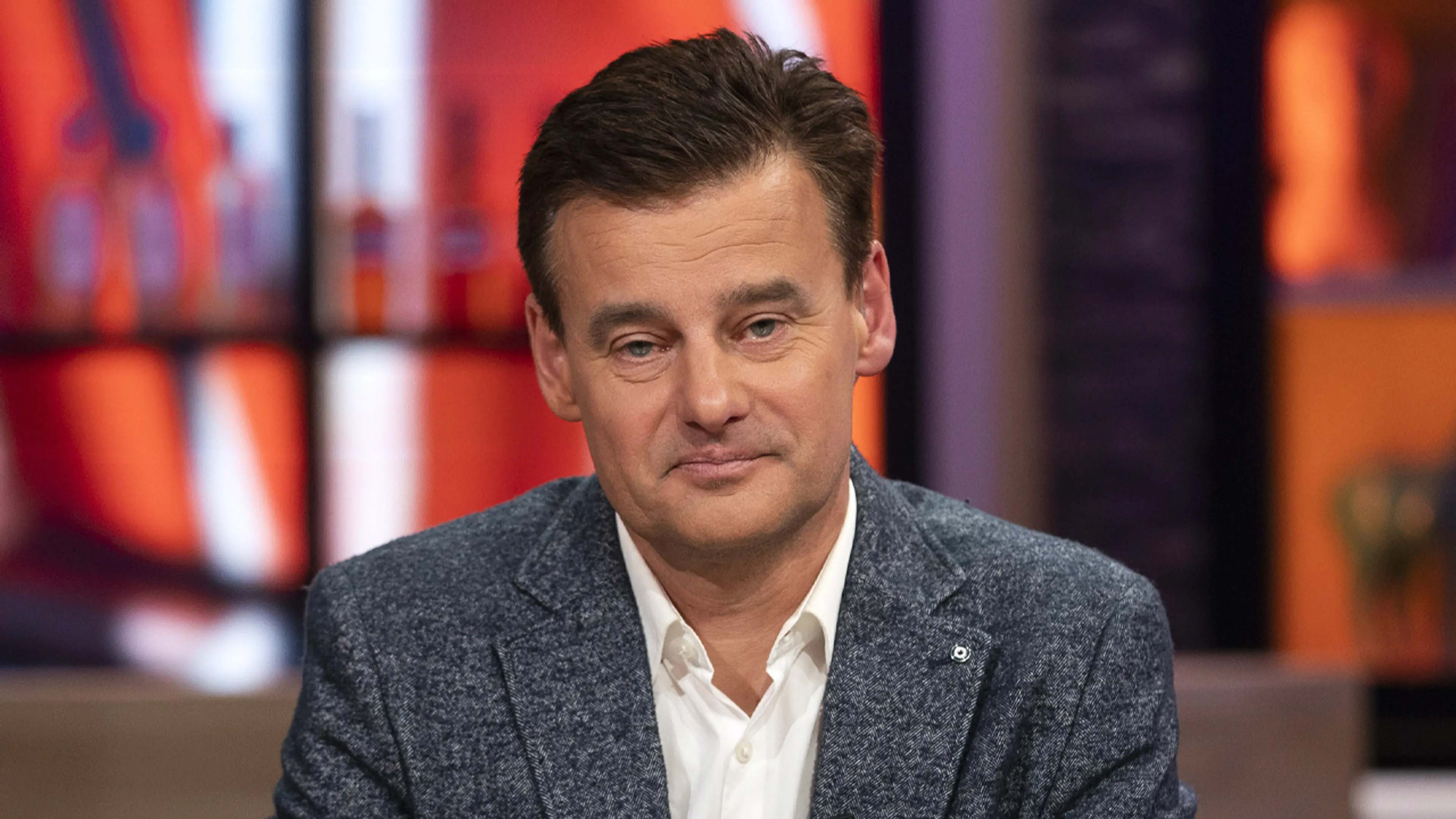 Wilfred Genee presenteert zondagavond De Oranjezondag