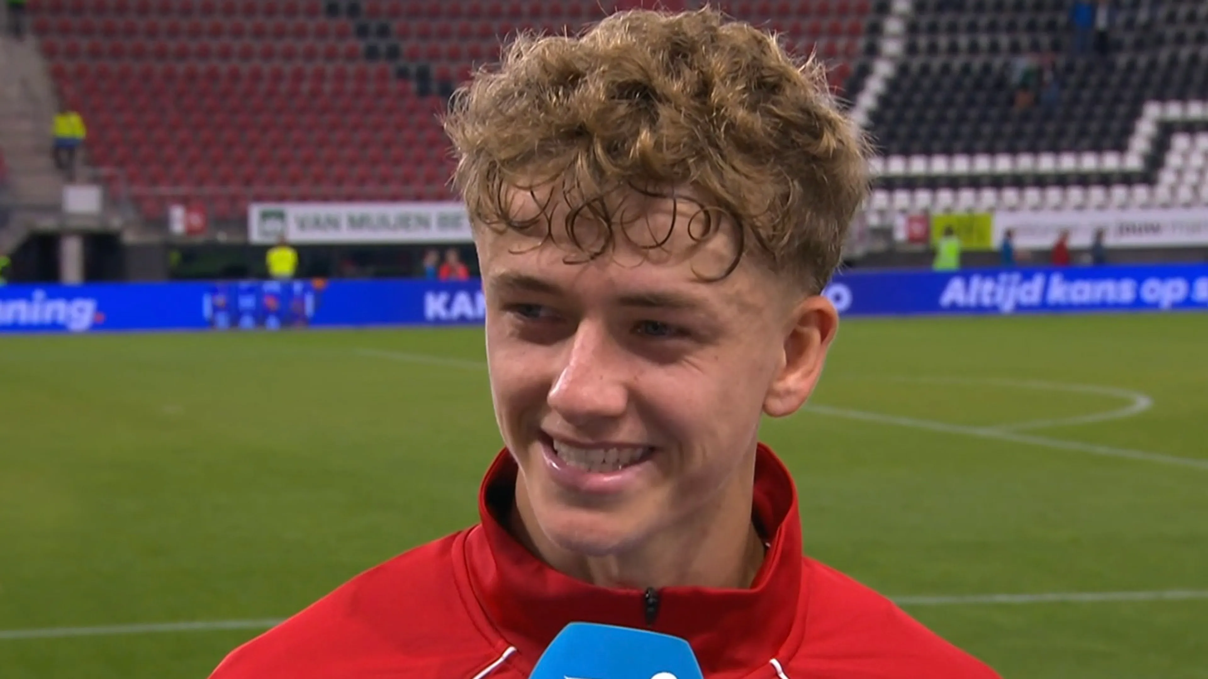 Mijnans heeft lastige periode achter de rug: 'Dit was een lekkere wedstrijd voor mijn vertrouwen'
