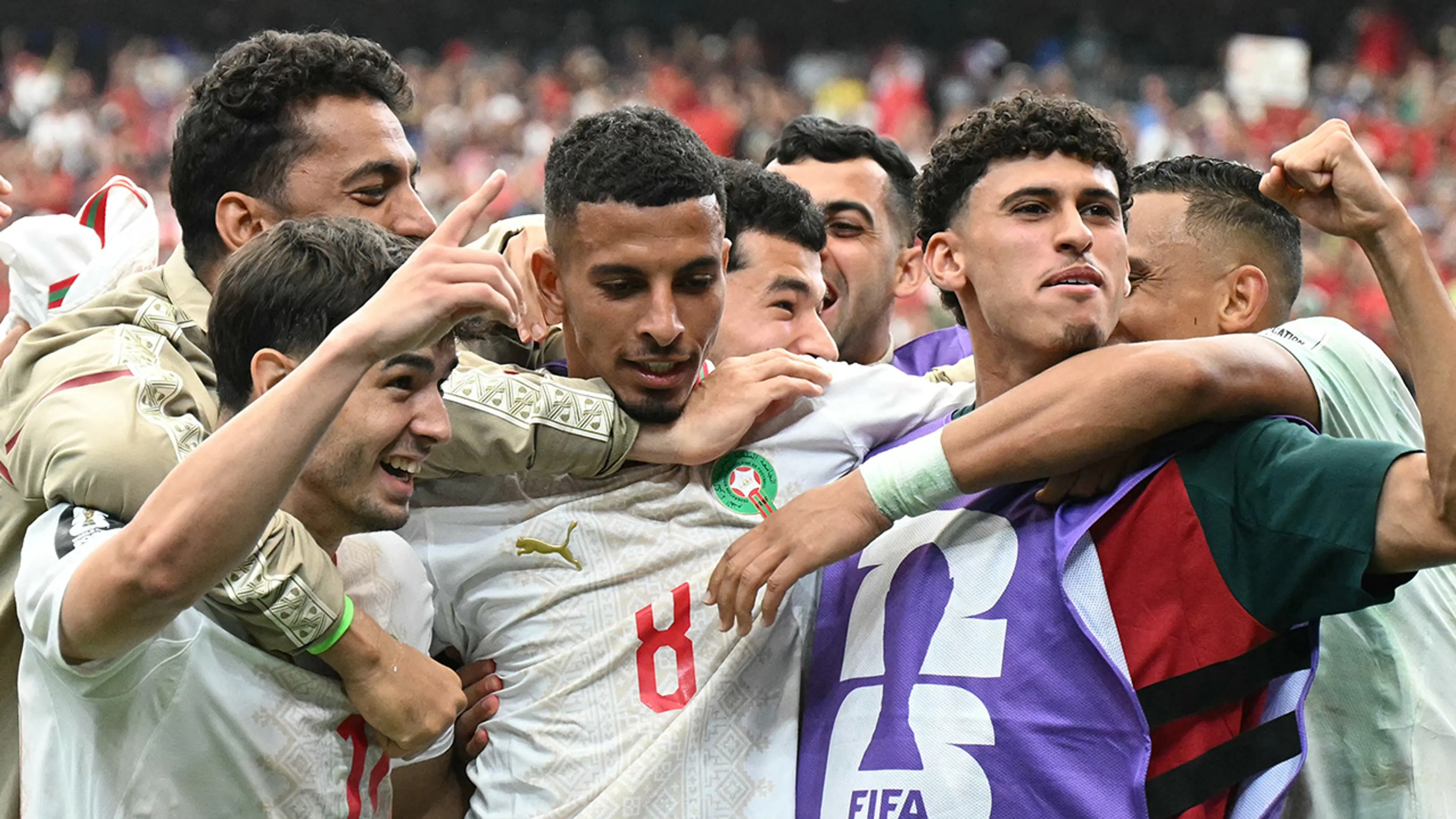 Ounahi schiet Marokko met dubbelslag naar kwartfinale van het WK