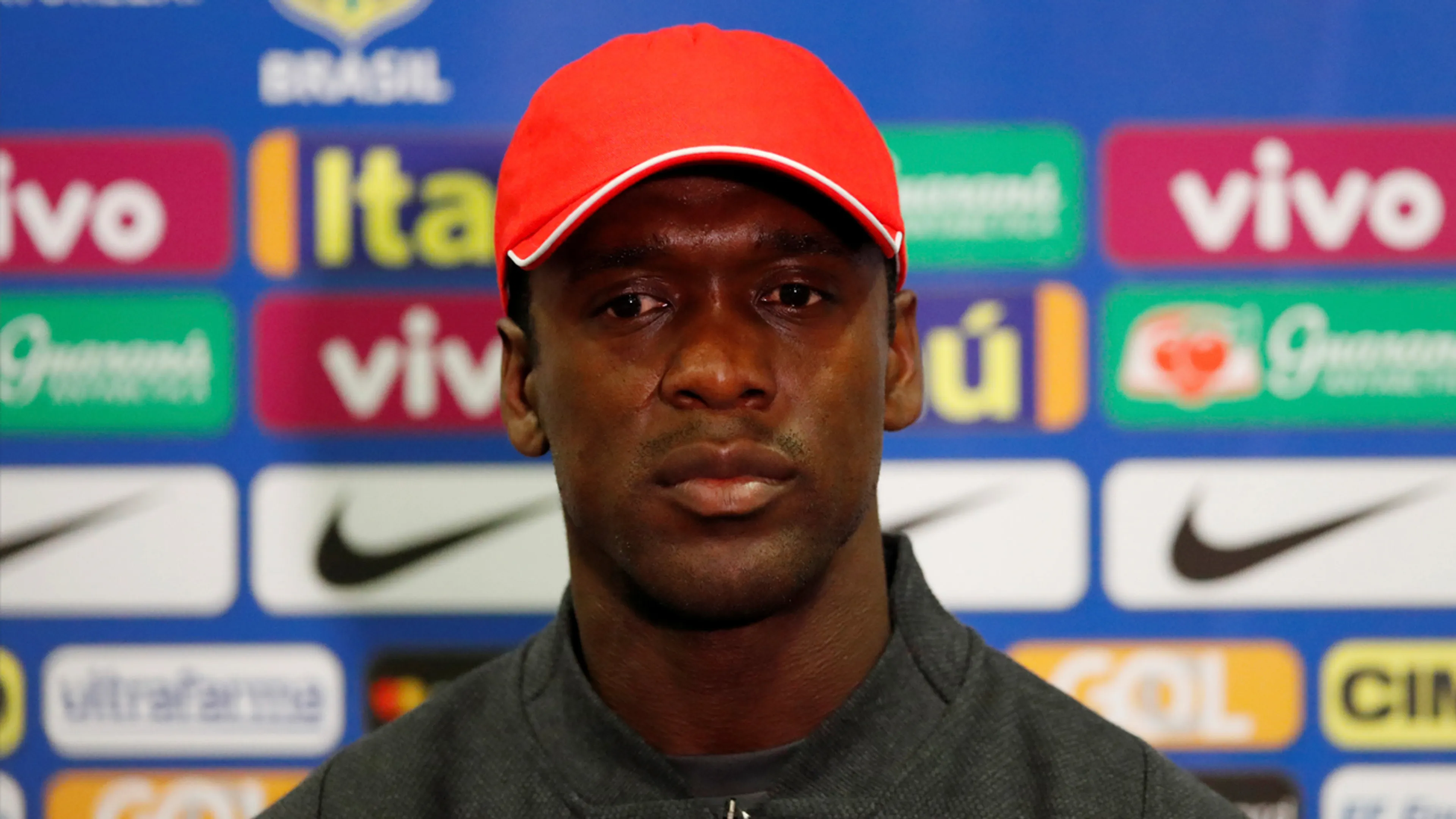 Ploeg van Seedorf weigert hotel te verlaten