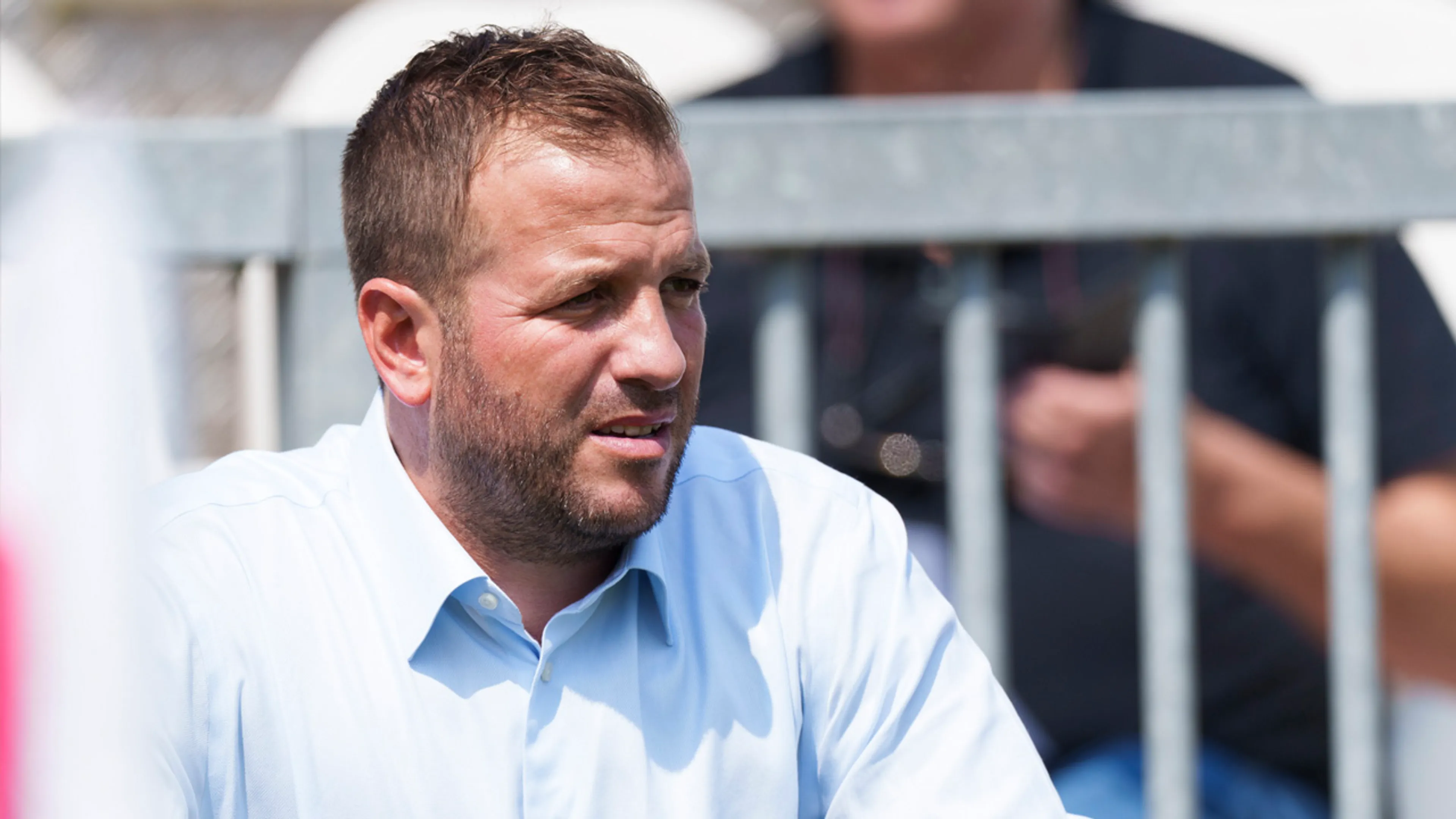 Van der Vaart kritisch: ‘Als hij dit soort fouten maakt, kan je hem niet blijven opstellen’