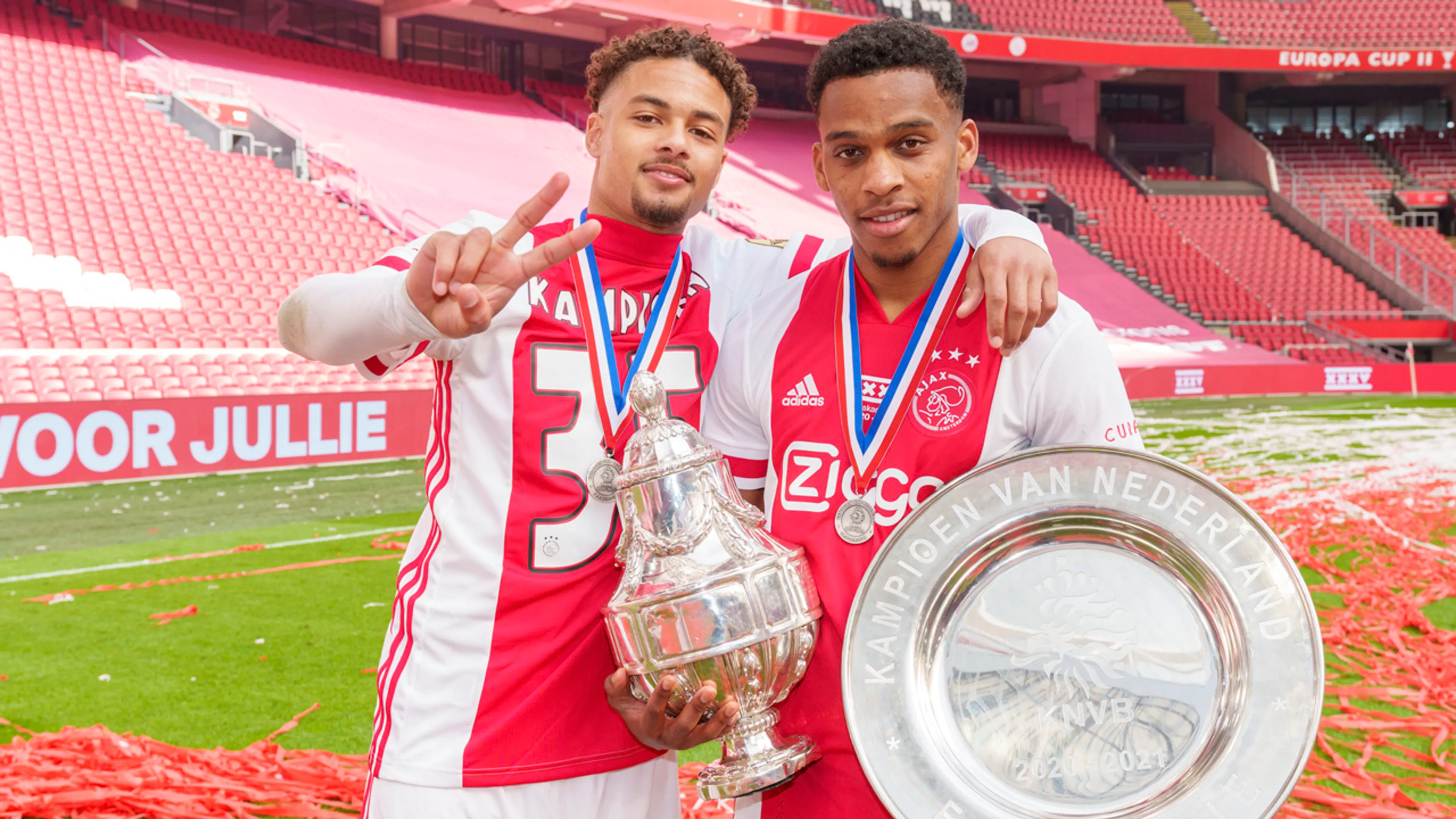 'Rensch en Timber gaan Ajax beiden 60 miljoen euro opleveren'