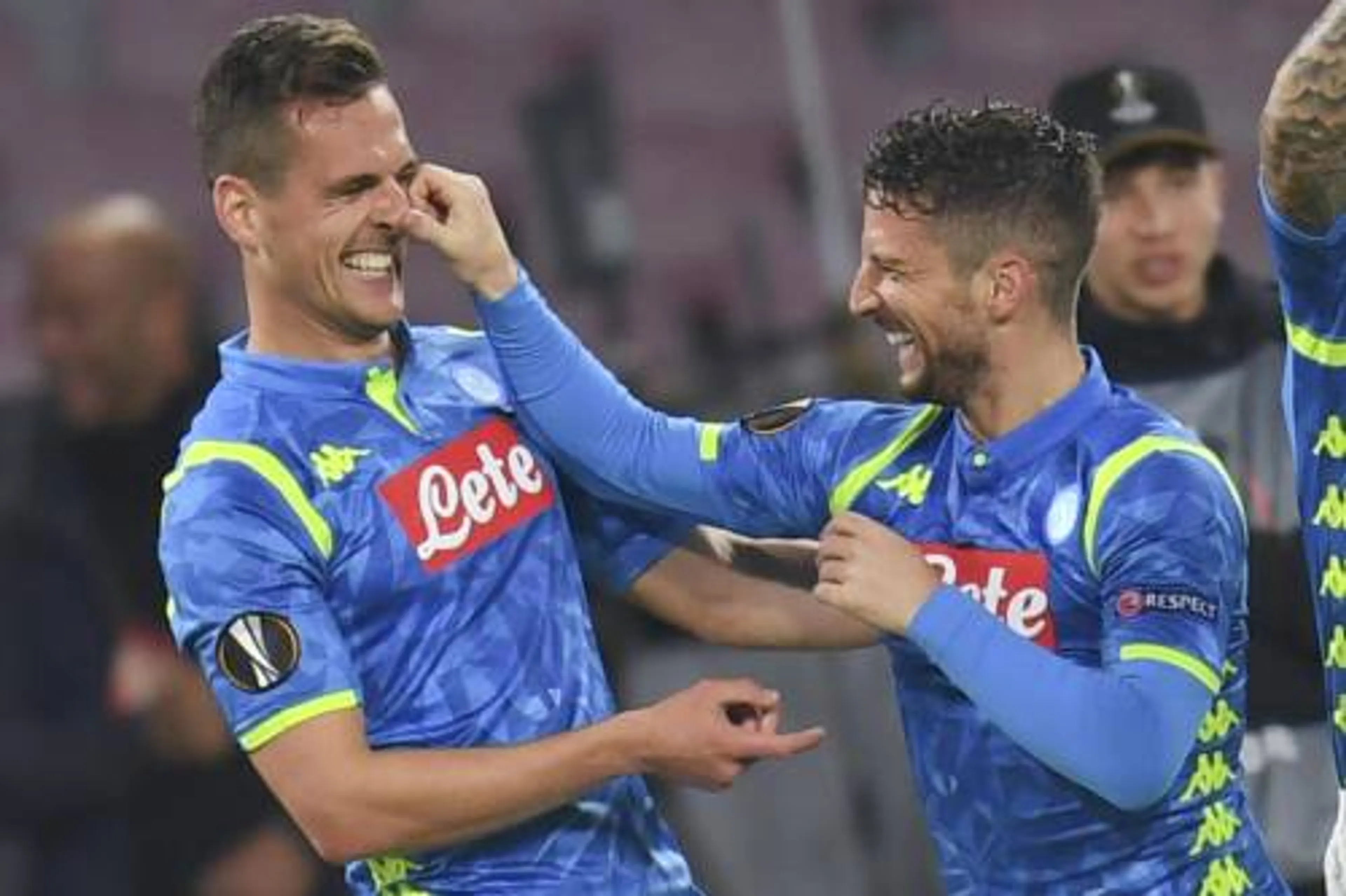Napoli haalt uit tegen Salzburg