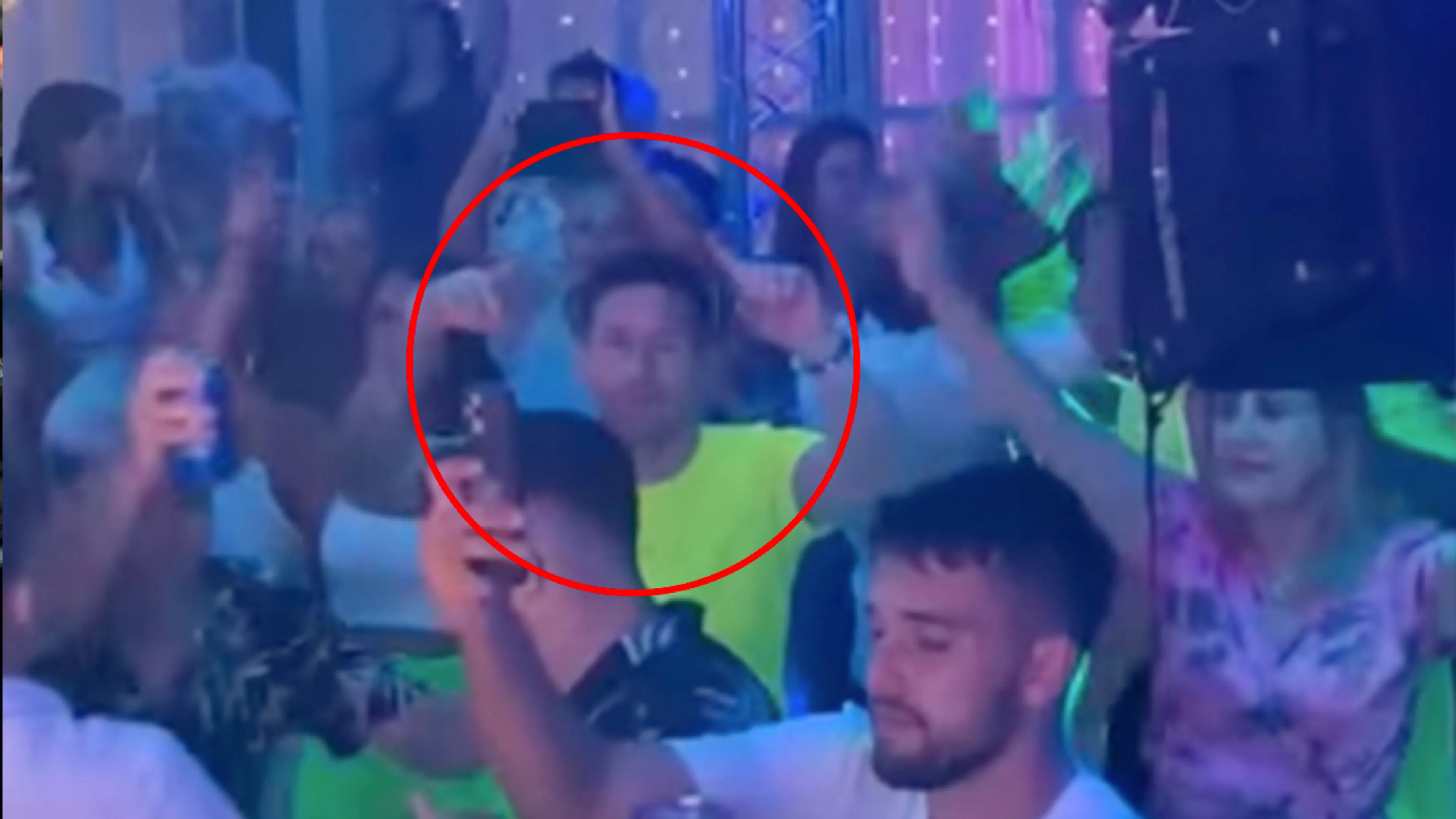 Uitgelekte video: Messi negeert Argentijnse coronamaatregelen met volgepakt privé-feest