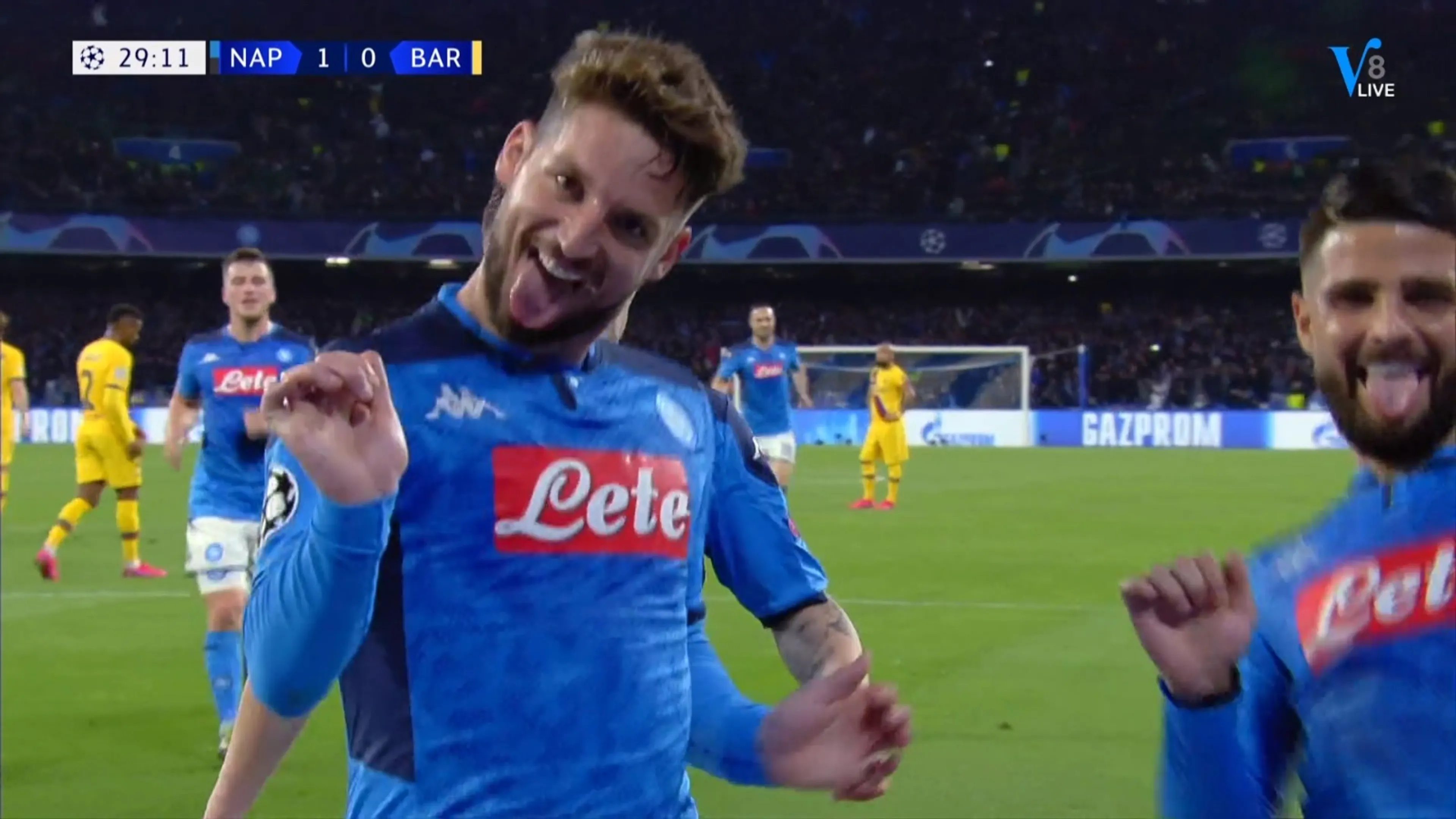 THROWBACK: Mertens evenaart clubrecord met voltreffer tegen Barça