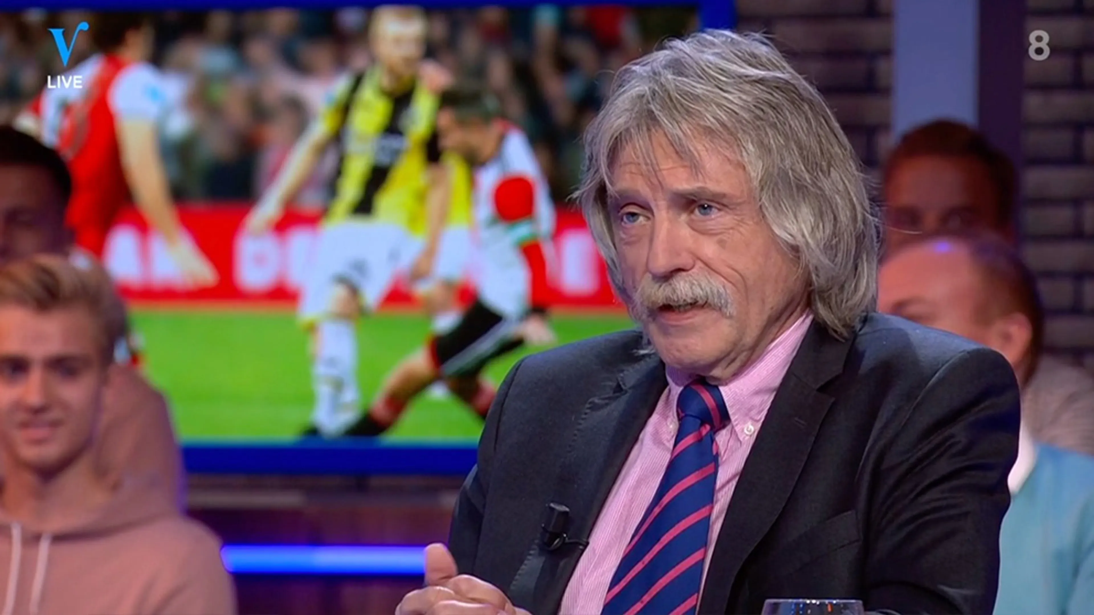 Johan imiteert Jan Boskamp: 'Juuzebuzuuk'