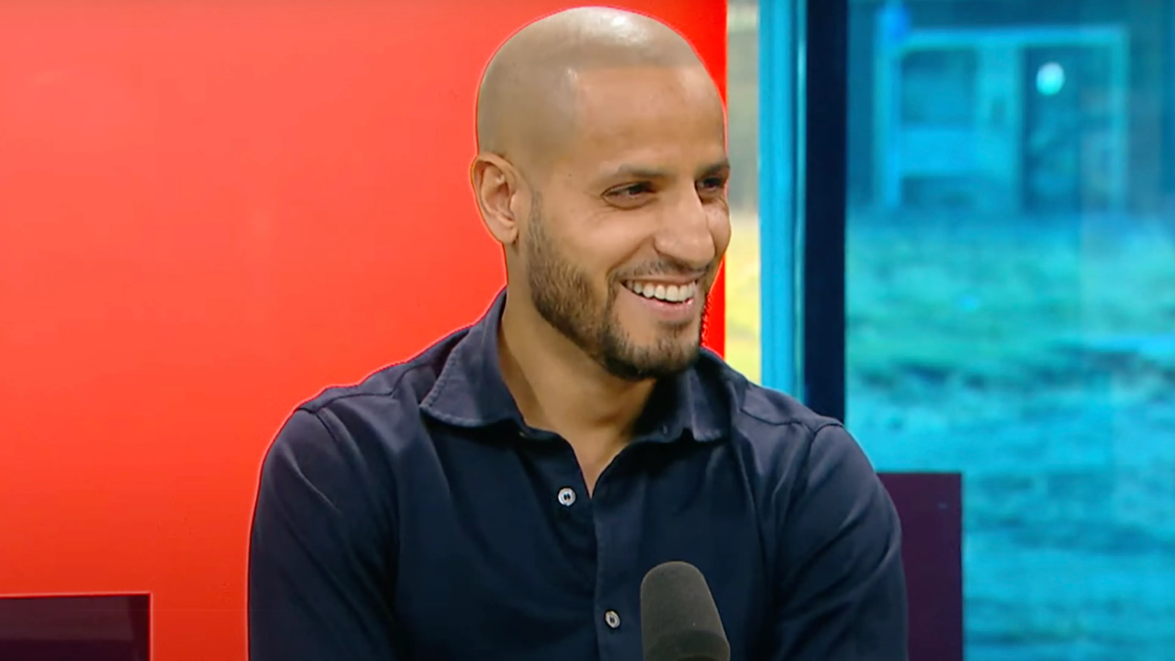 El Ahmadi grapt over actie Antony: 'Zonder VAR had ik hem doormidden geschopt!'