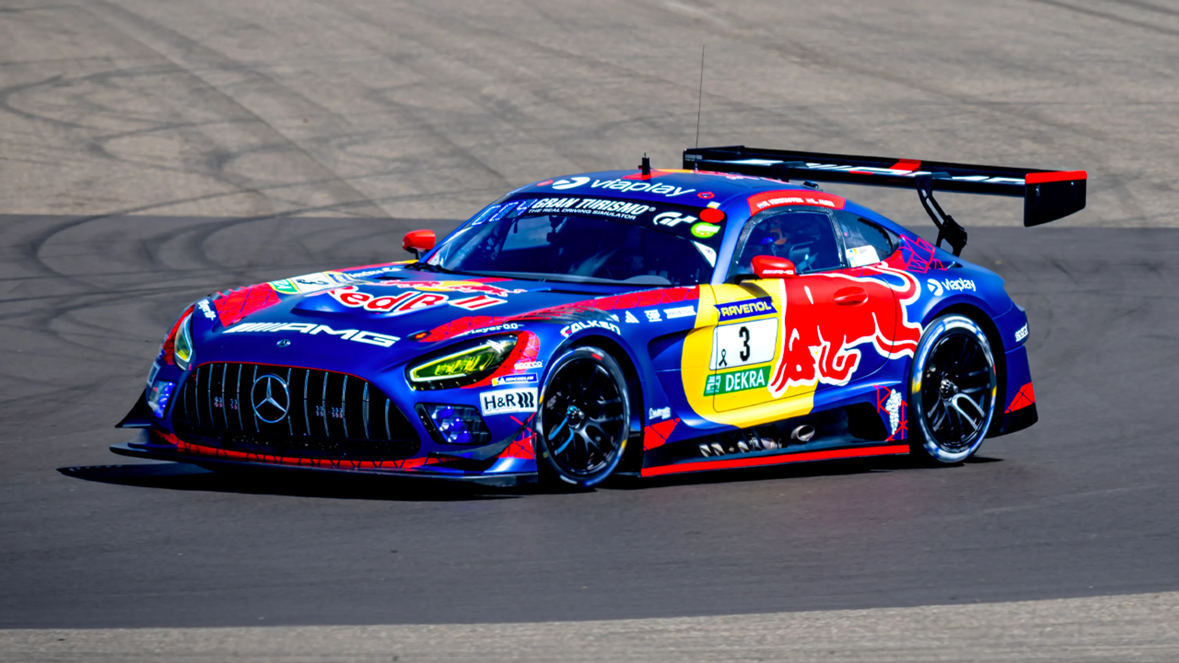 Max Verstappen door schade kansloos in 4-uursrace GT3 op Nordschleife