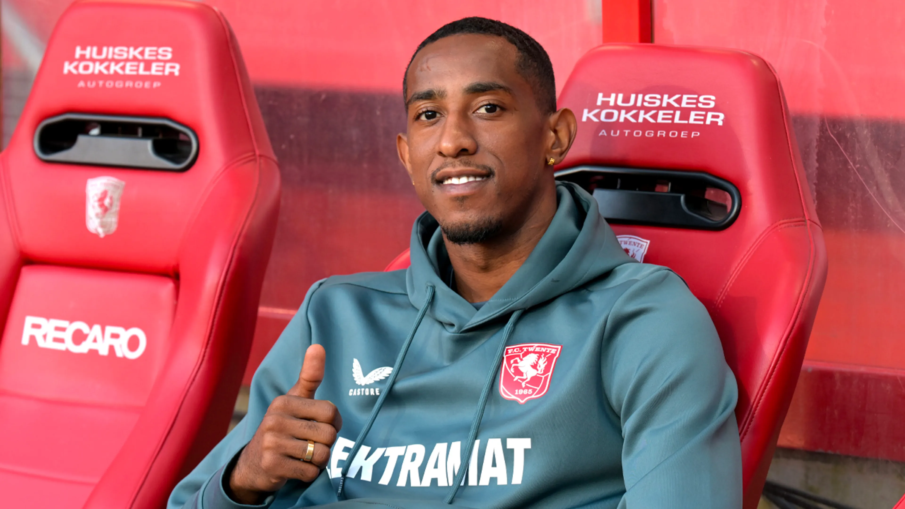Dick Advocaat neemt Joshua Brenet op in selectie Curaçao