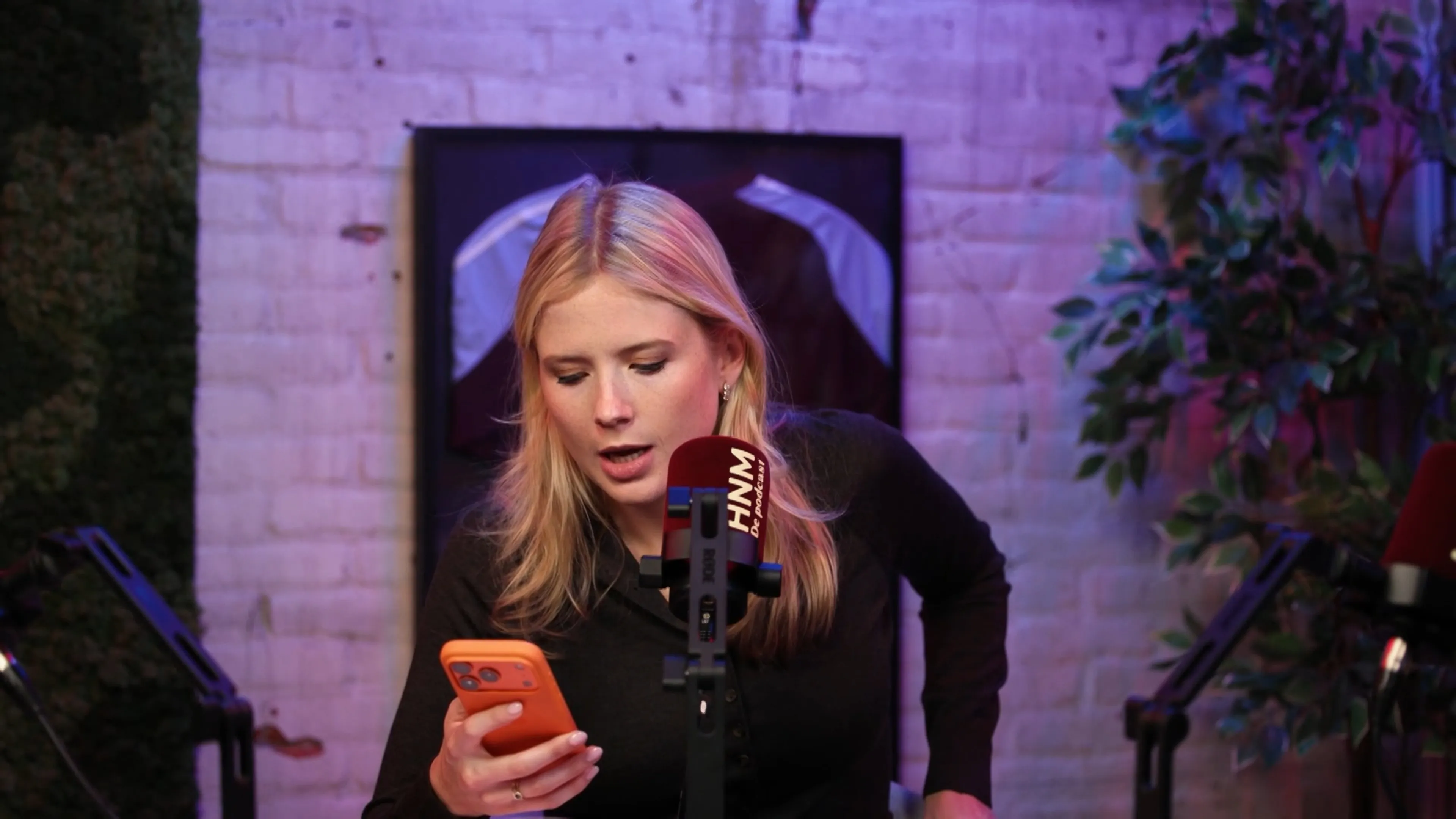 Noa Vahle krijgt een spicy DM: 'Wat bezielt je?'