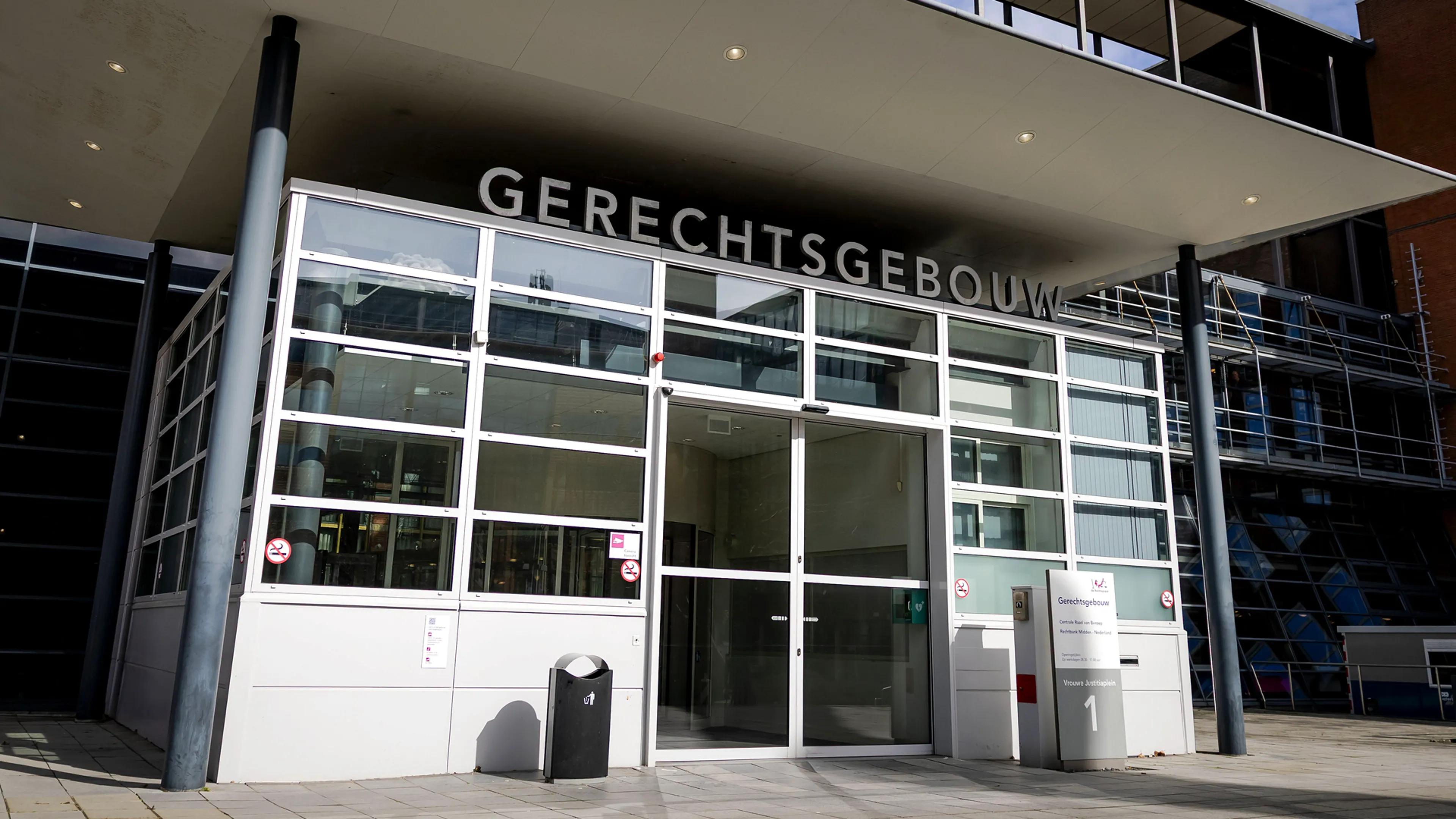 Honderden moordenaars en verkrachters kregen lagere straffen omdat hun zaak te lang duurde