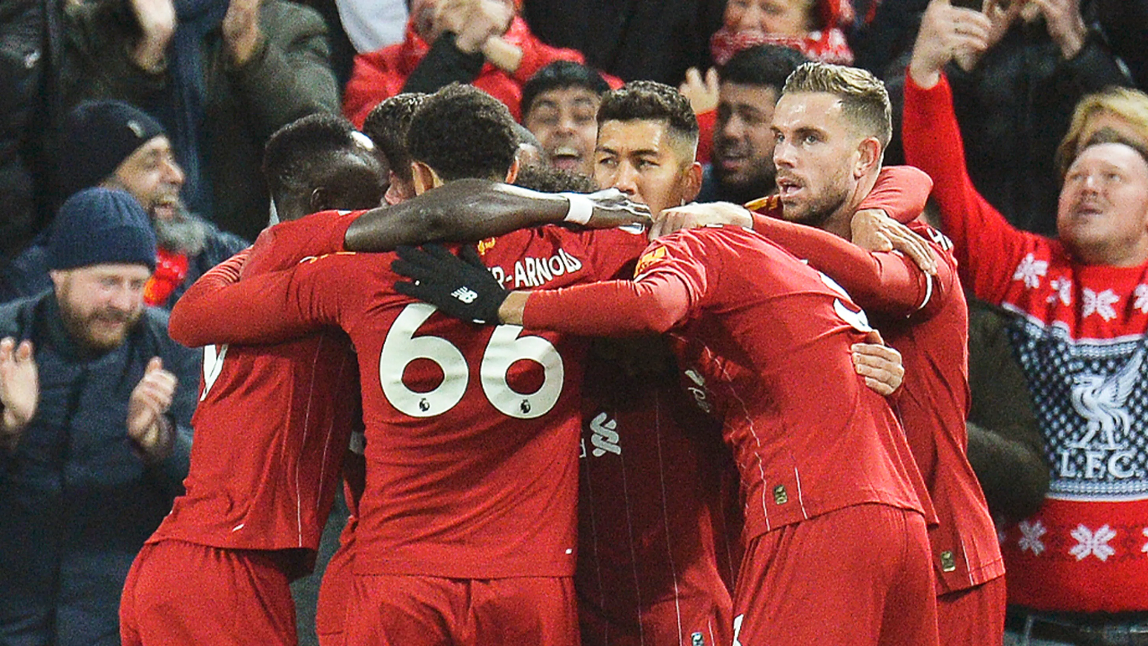 Efficiënt Liverpool zet City met 3-1 te kijk