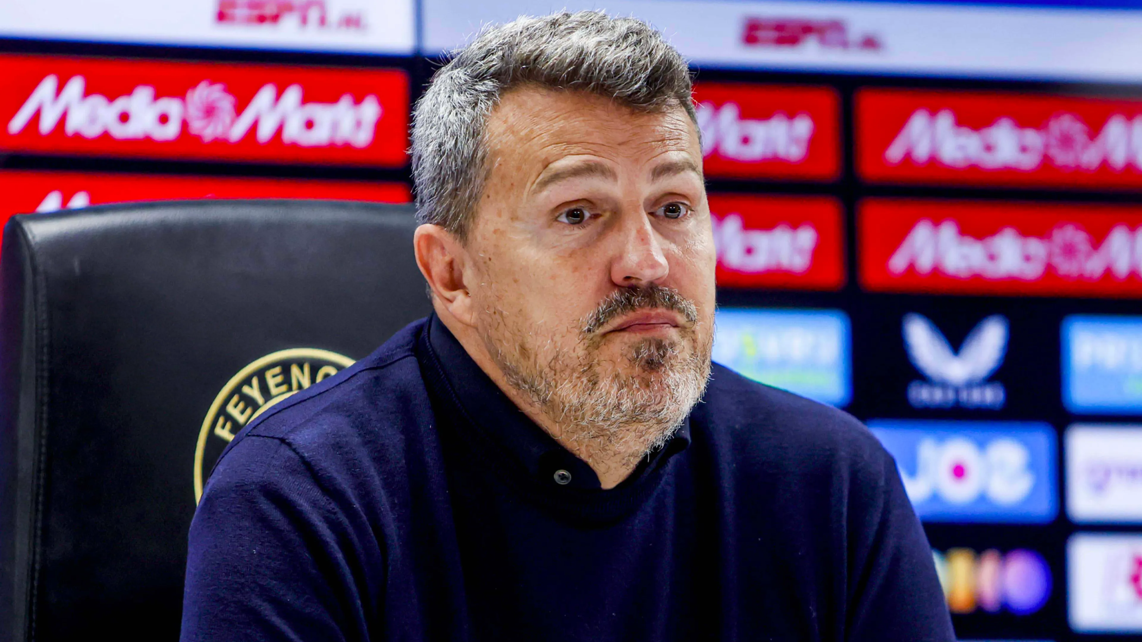 Óscar García voelt zich schuldig tegenover Ajax-supporters: 'We kunnen nu twee dingen doen...'