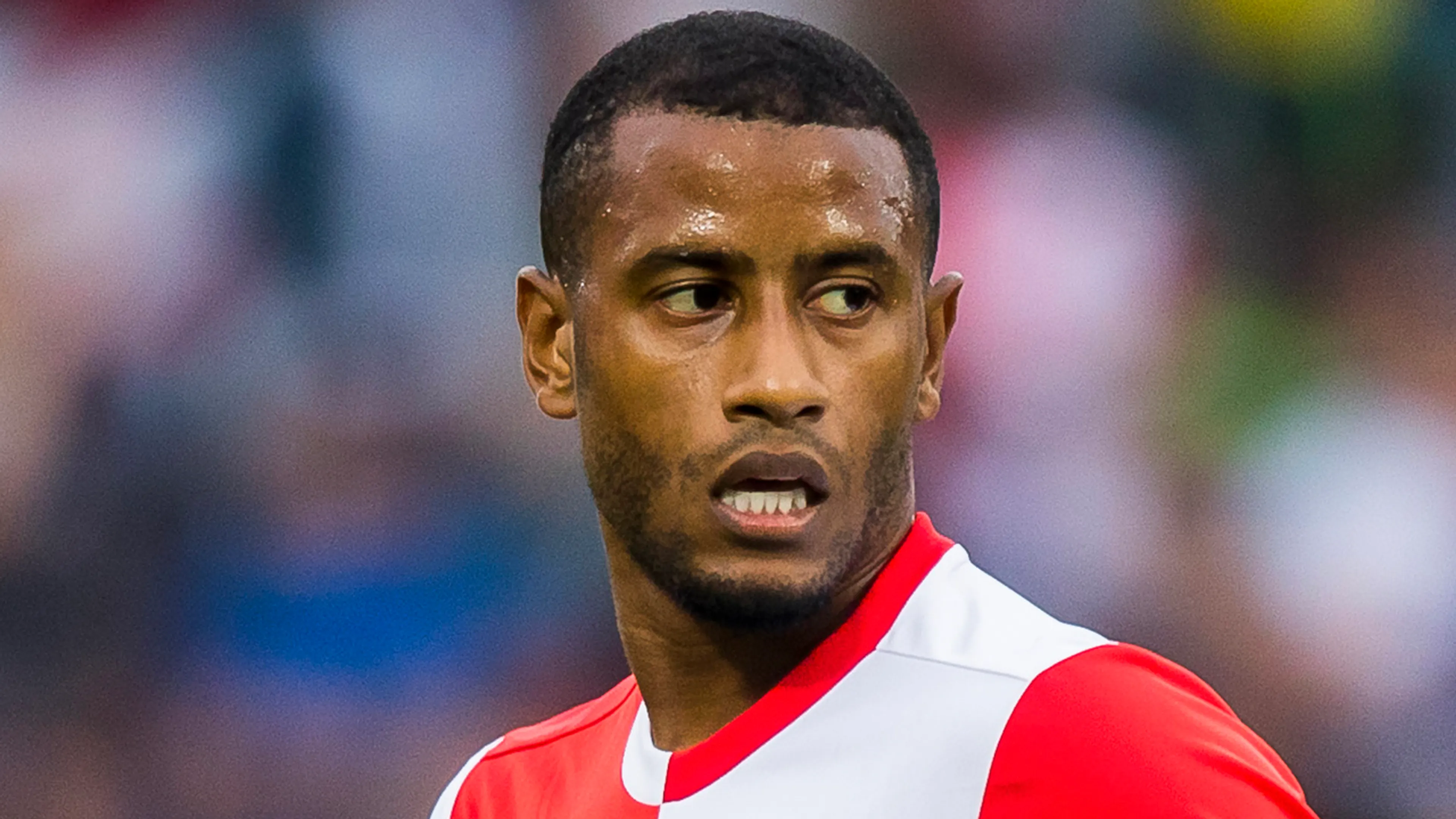 Feyenoord met Narsingh in de basis tegen Dinamo Tbilisi