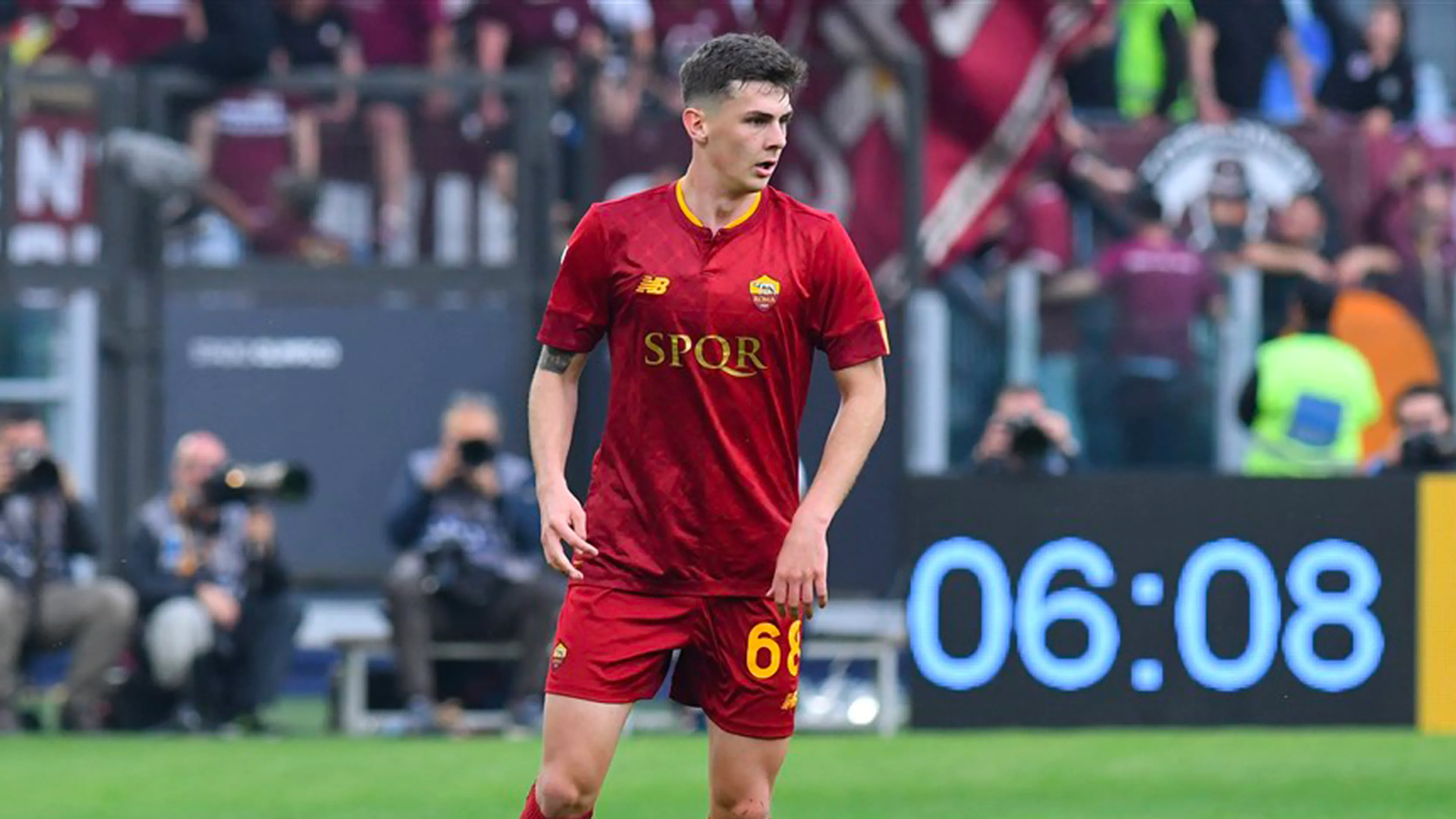Ajax versterkt middenveld met Benjamin Tahirovic van AS Roma