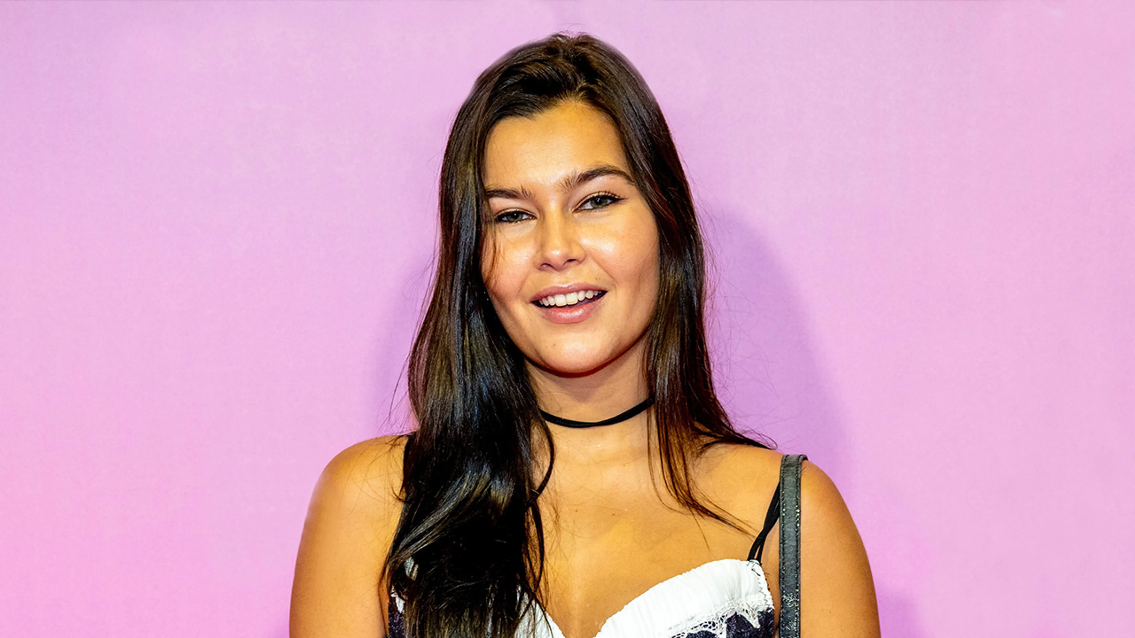 Zien: BNNVARA-presentatrice Diva Brons staat naakt in Playboy: 'Een ode brengen aan sekswerkers'