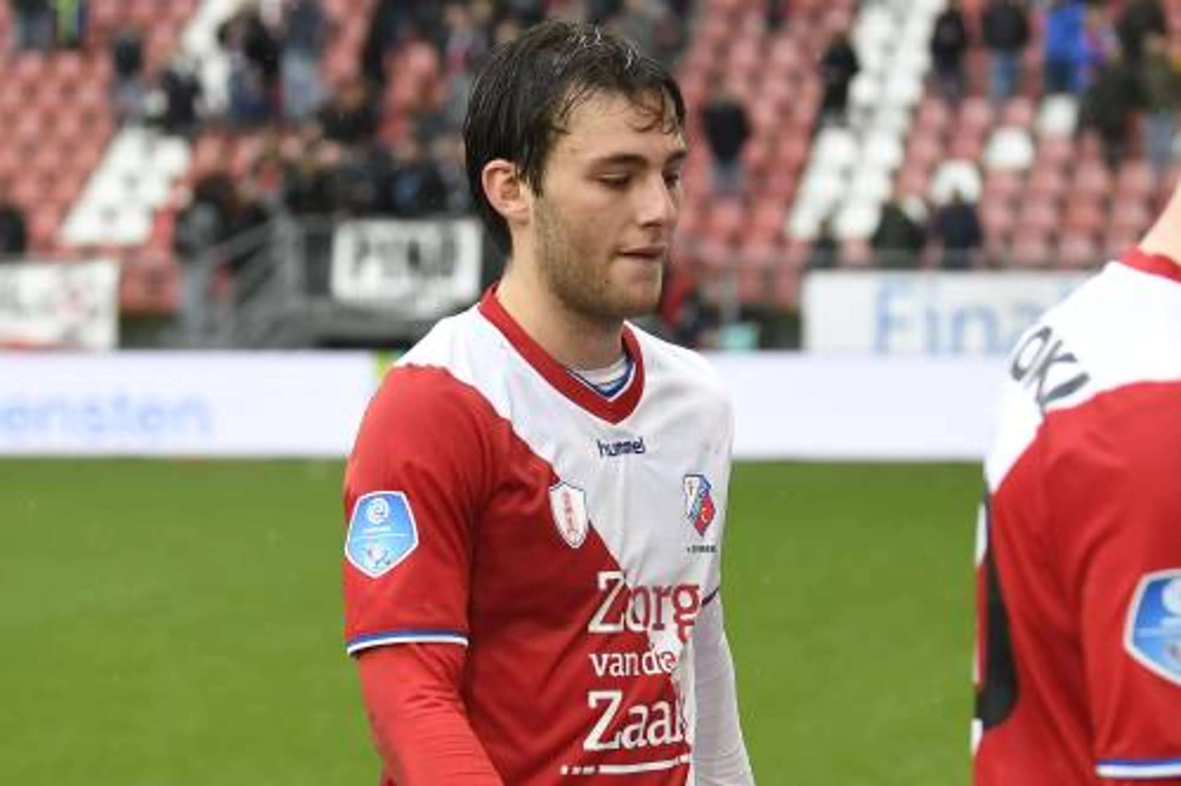 Van Overeem weken langs de kant