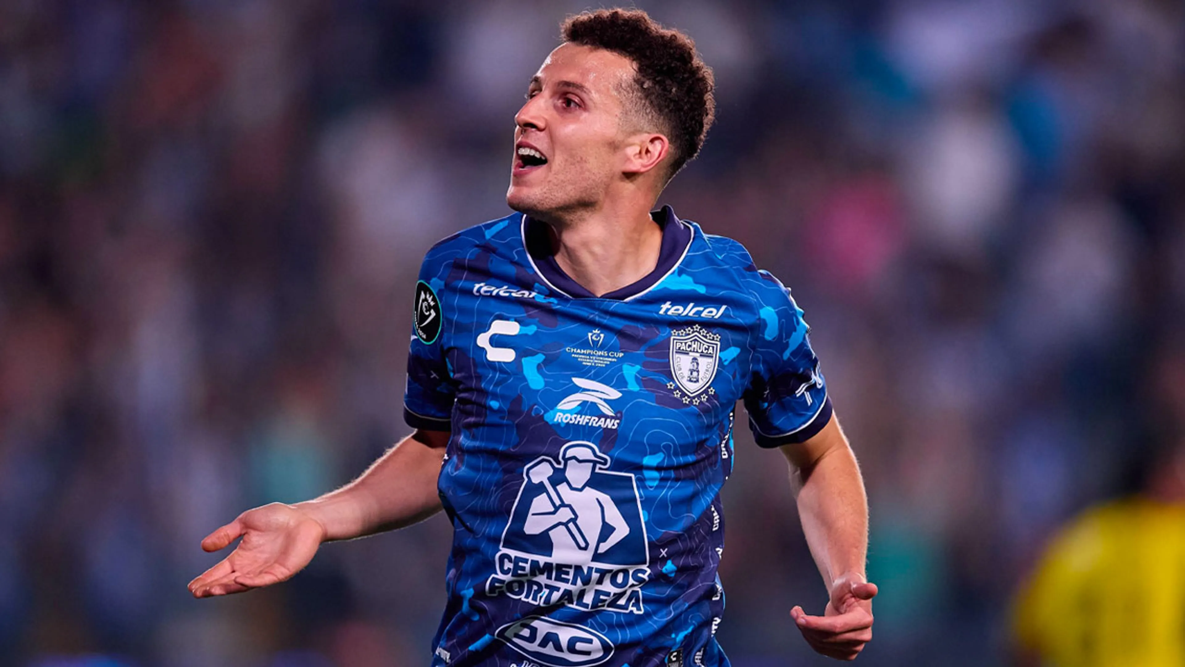 Ex-Feyenoorder Oussama Idrissi wint Champions Cup