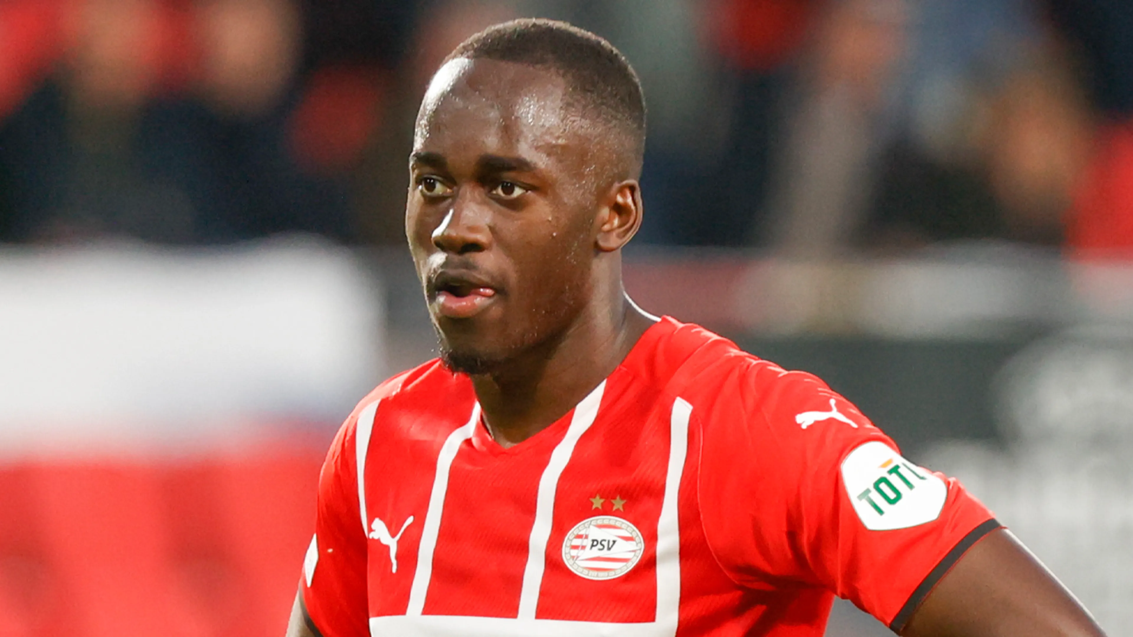 PSV gaat langer door met Jordan Teze
