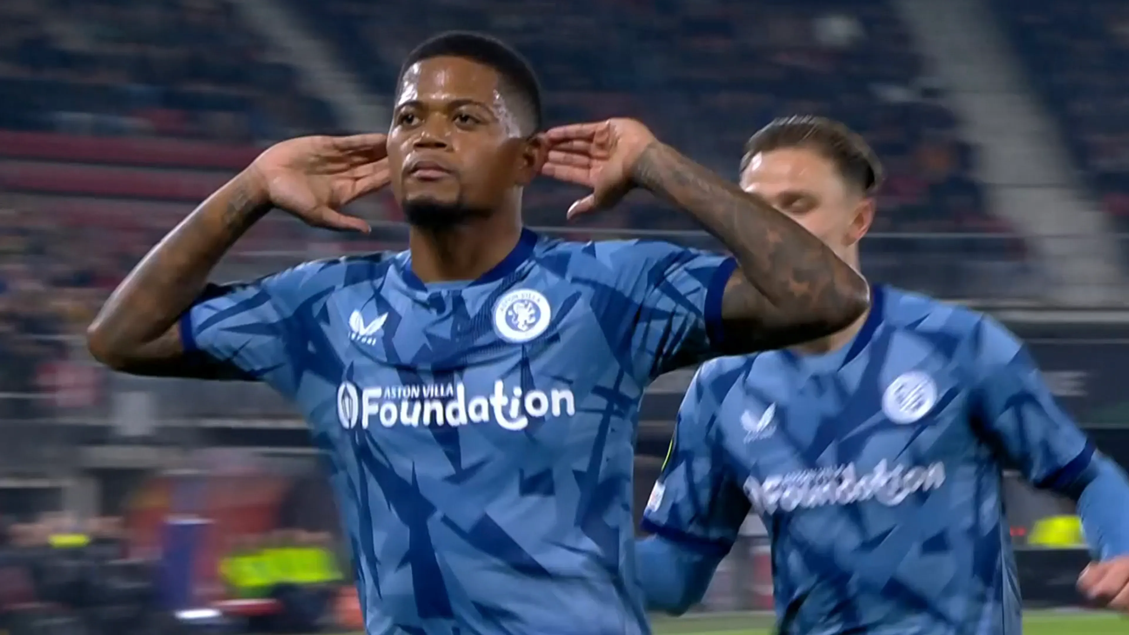VIDEOGOAL: AZ - Aston Villa 0-1 (Bailey)