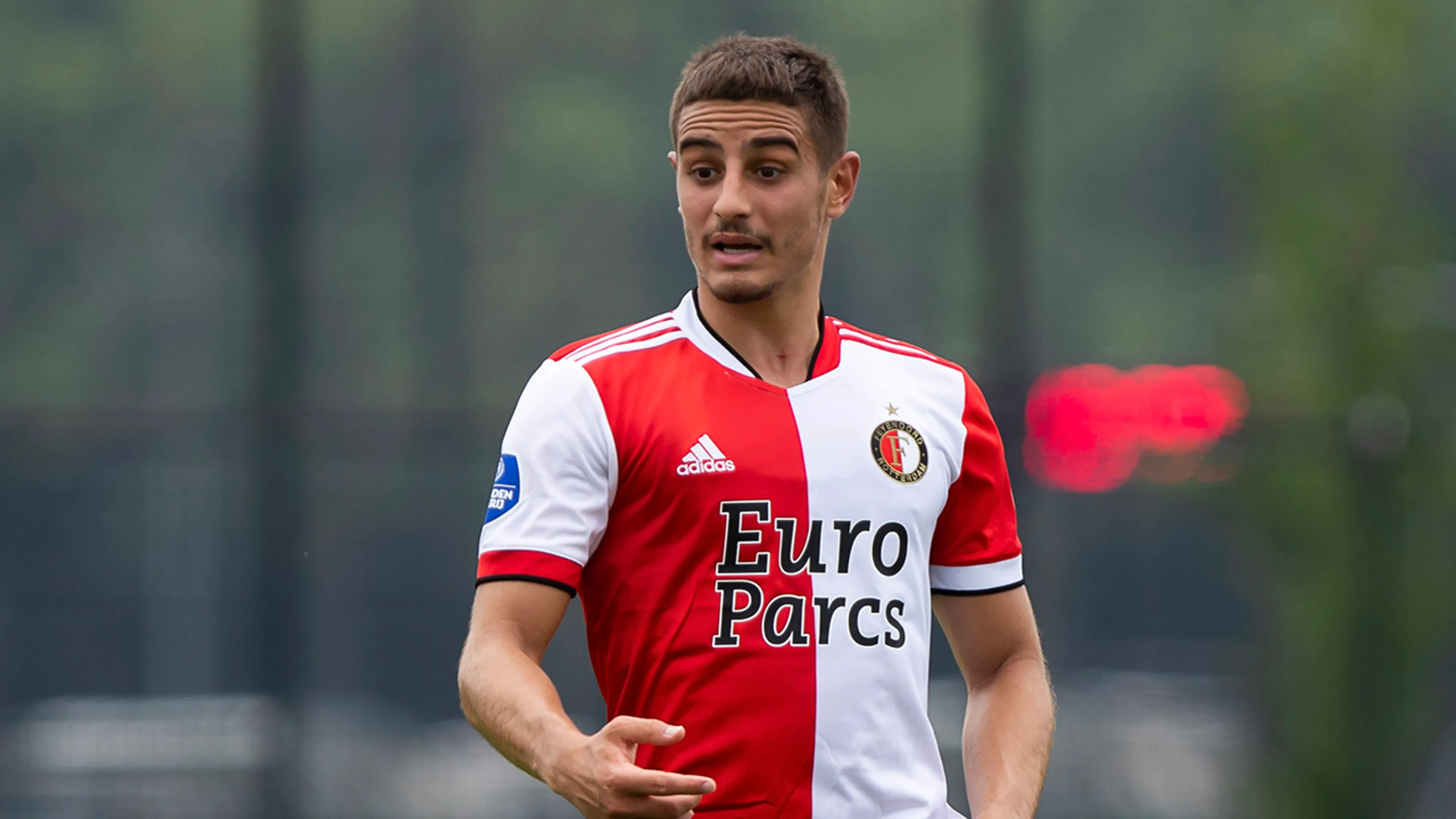 'Feyenoord gaat Antonucci verhuren: Eredivisieclubs en oude club tonen interesse'