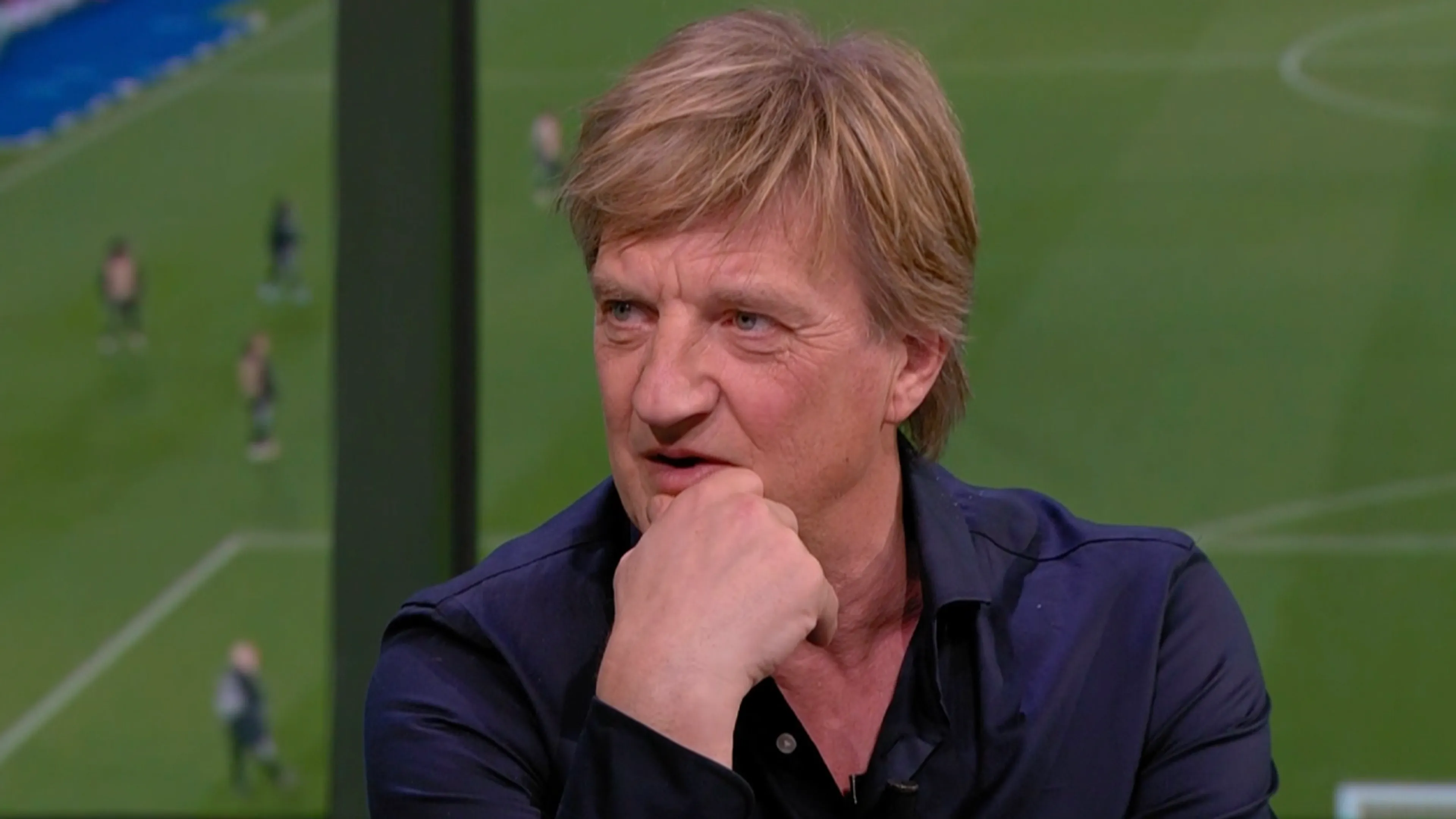 Wim kritisch op Arne Slot: 'Het ziet er zo klein uit!'