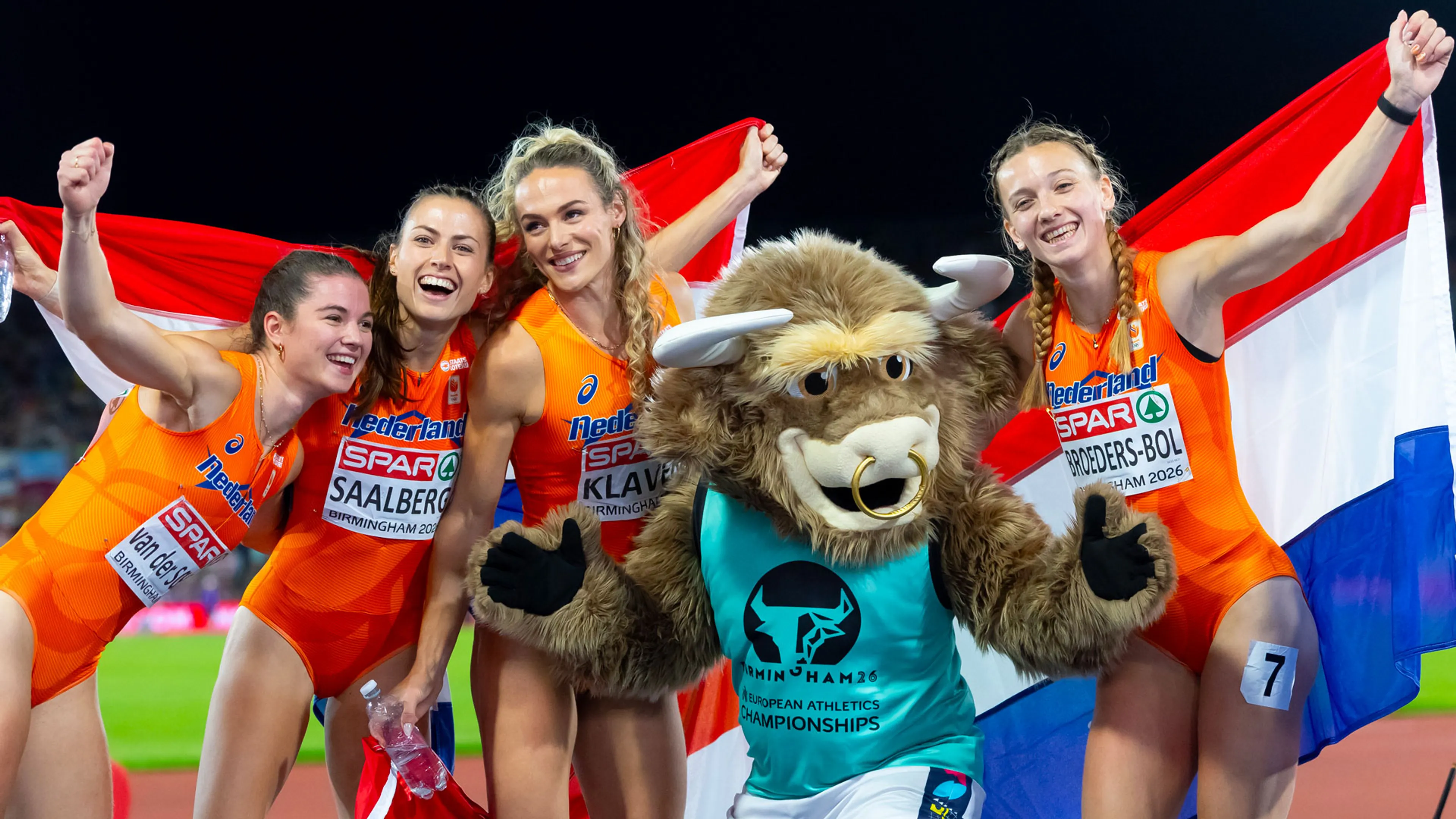 Estafettevrouwen grijpen derde EK-goud op rij op 4x400 meter