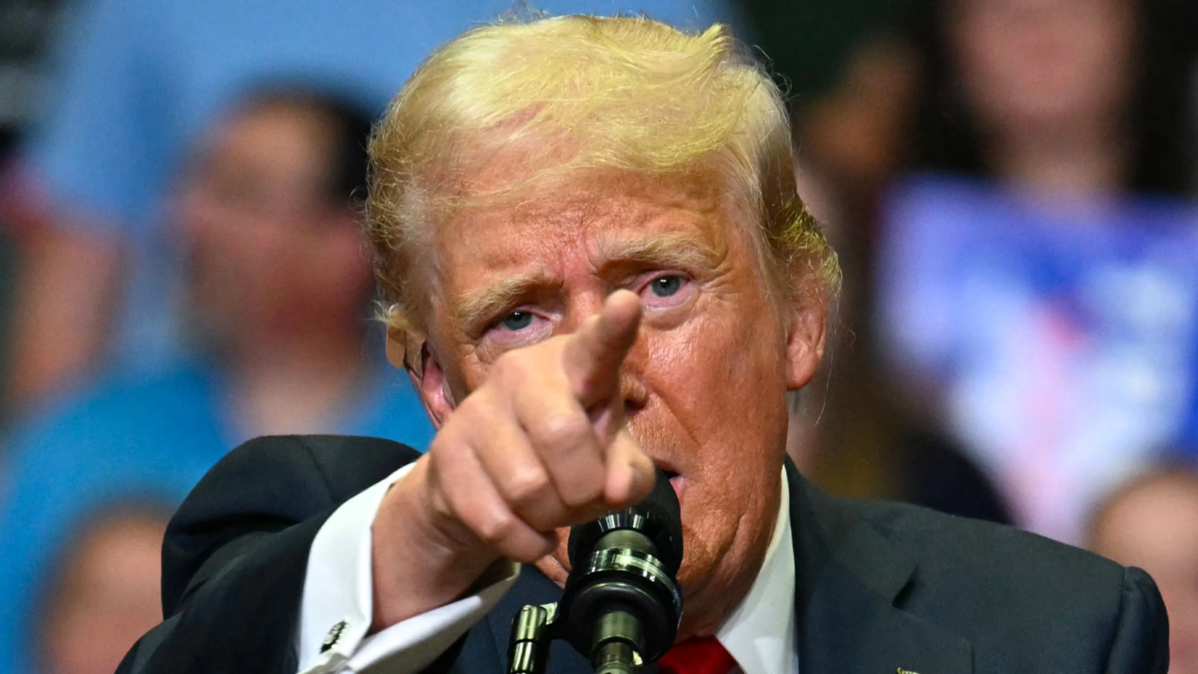Trump tegen Poetin na Russische aanval op Kyiv: 'Vladimir, STOP!' 