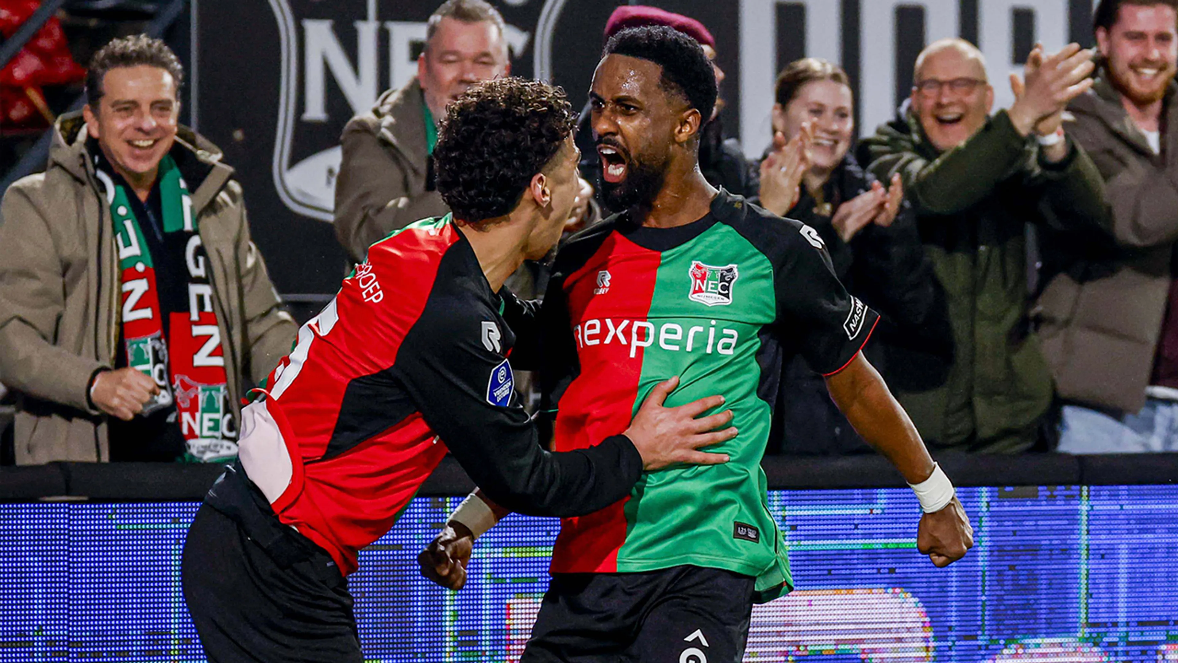 NEC verslaat PSV in spektakelstuk en bereikt voor zesde keer bekerfinale