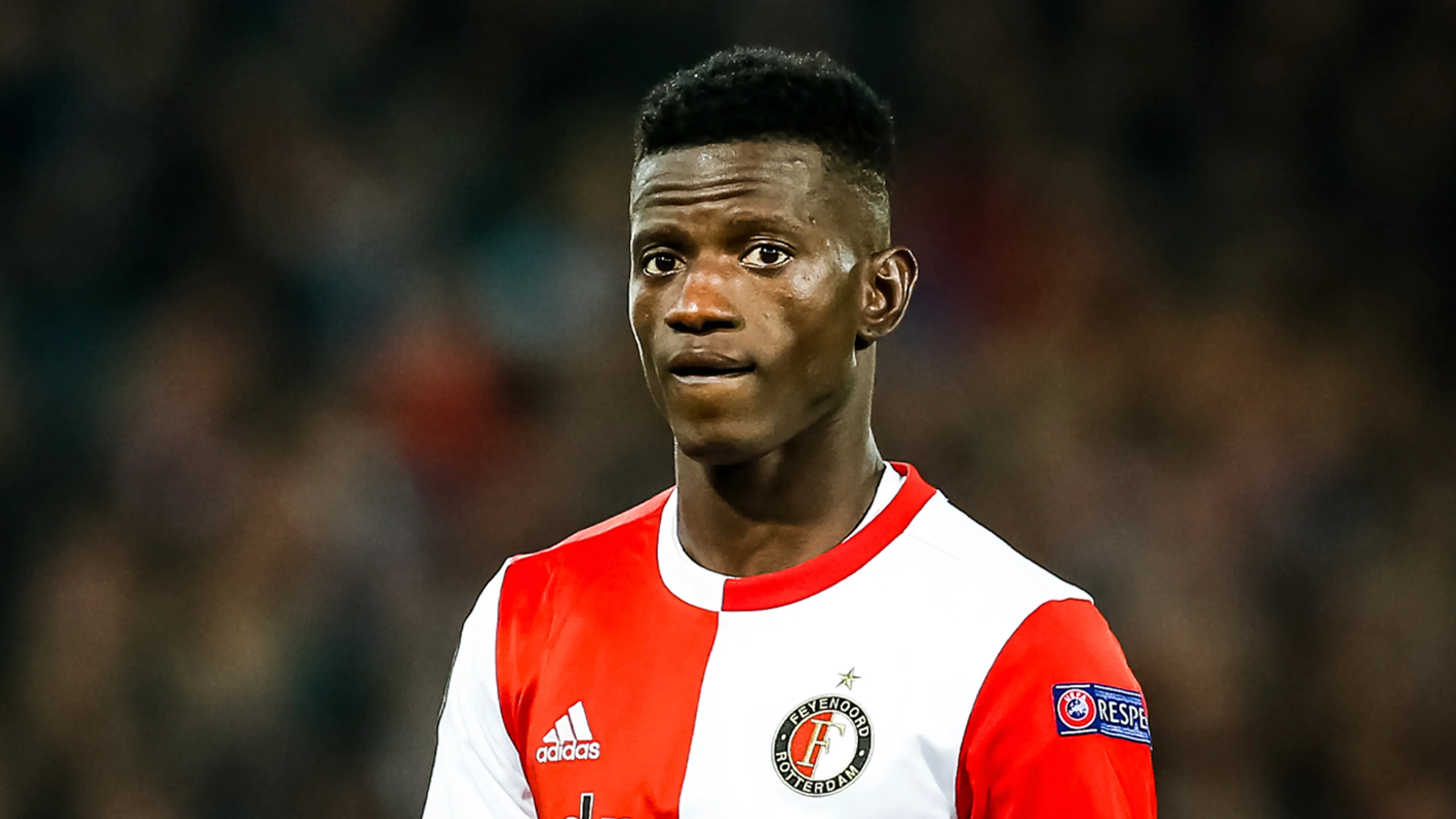 Ié vervangt geblesseerde Botteghin bij Feyenoord