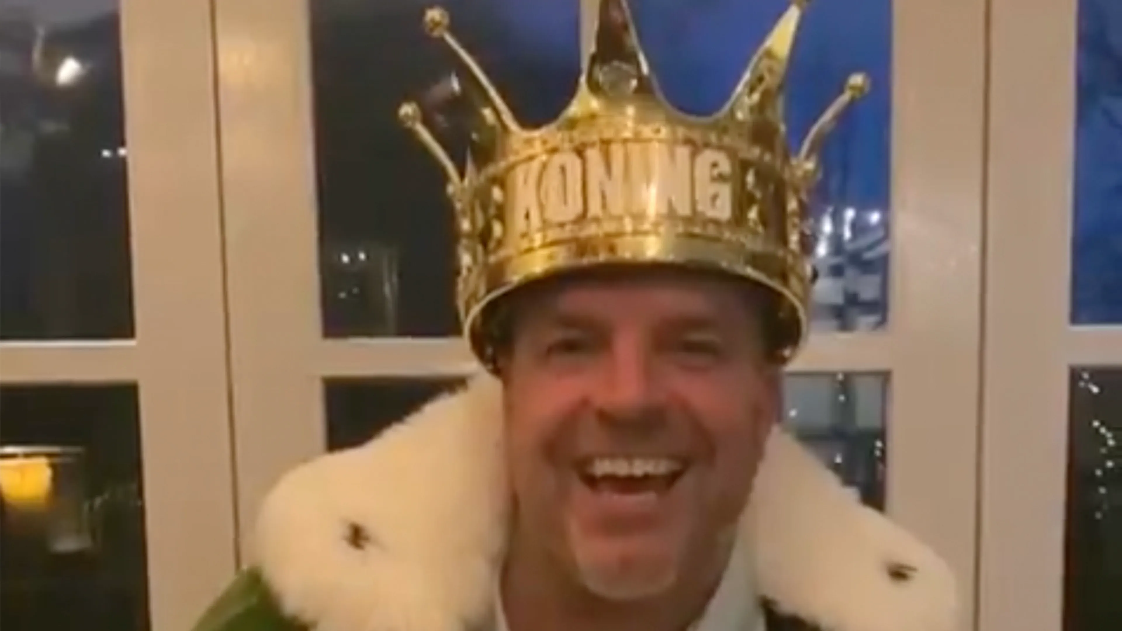 Andy reageert op 1 april-grap: 'Ik ben de enige echte Koning TOTO!'