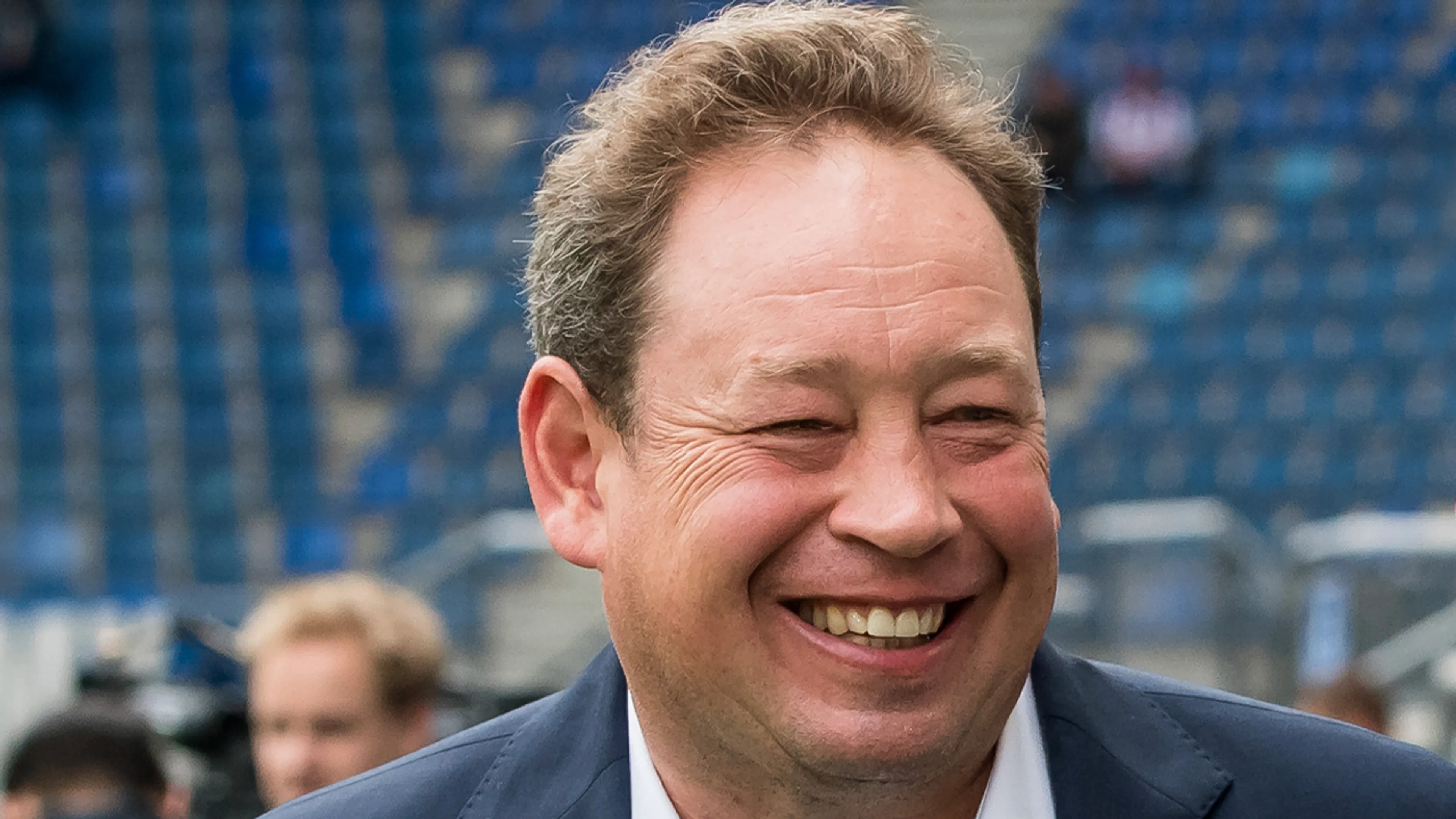 Slutsky reageert op geheel eigen wijze op vaderschapsaankondiging Thomas Buitink