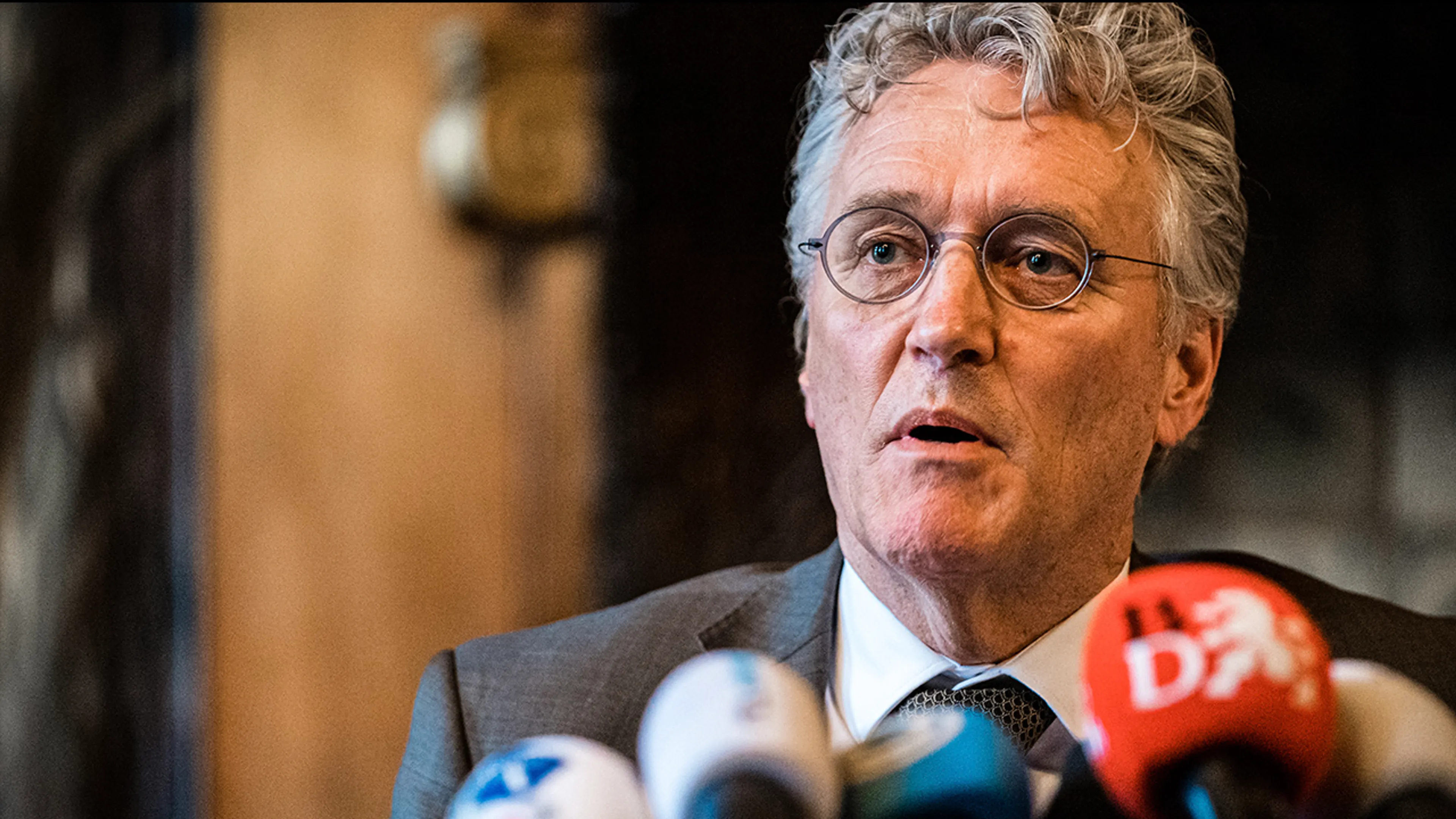 Burgemeesters: tot 1 september geen betaald voetbal en andere evenementen