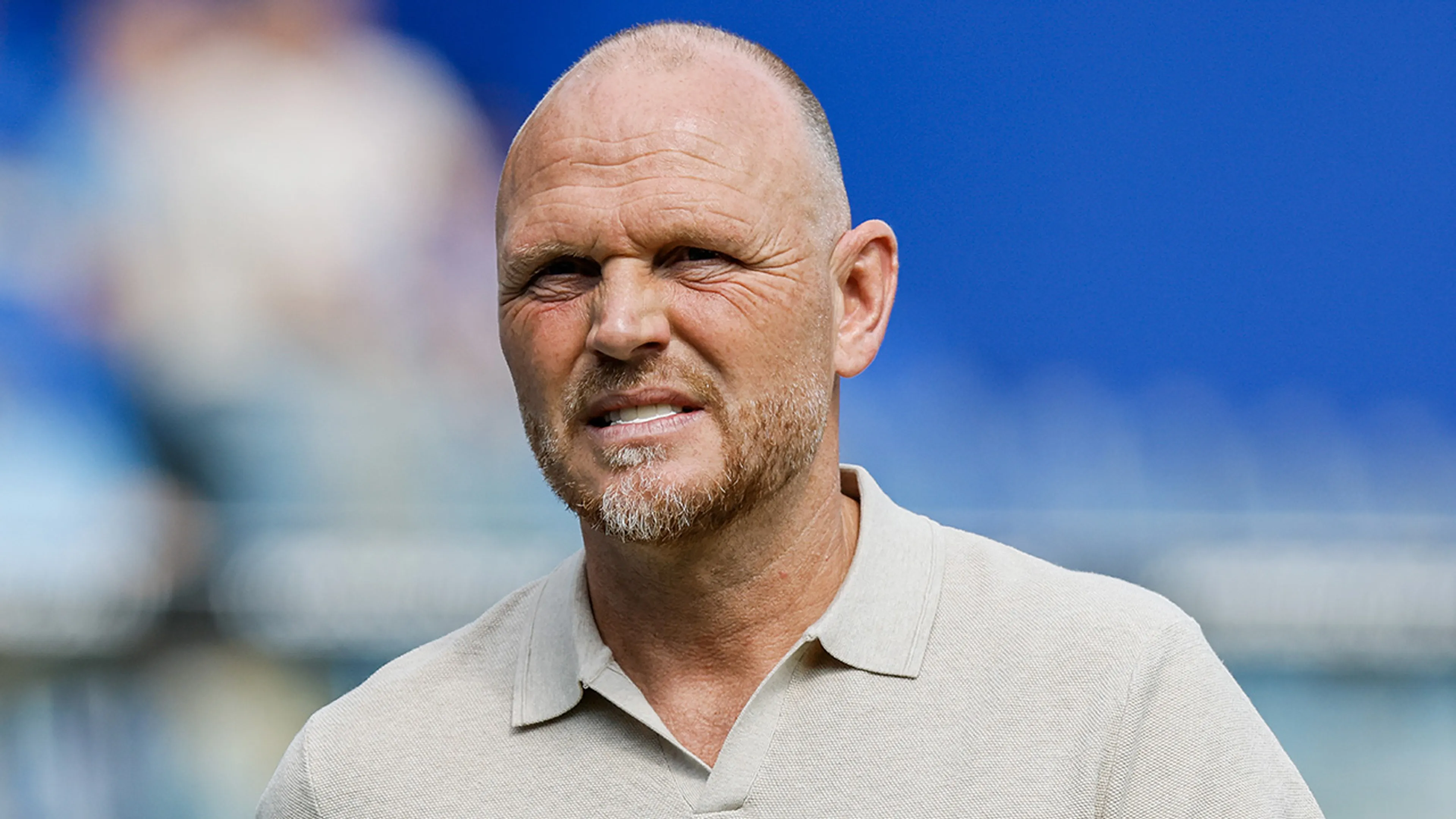 FC Twente ontslaat trainer Joseph Oosting na teleurstellende seizoensstart