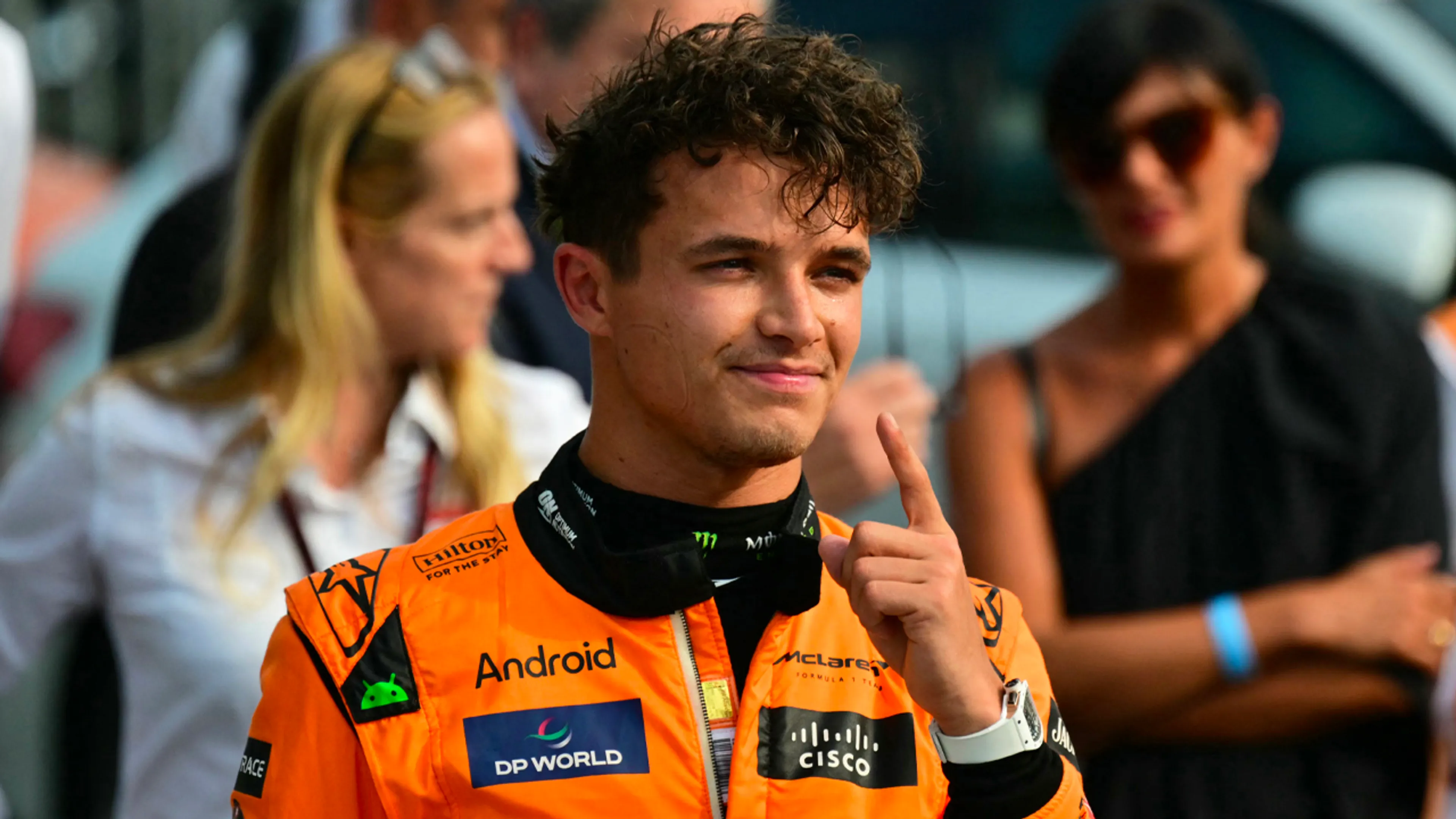 Norris krijgt voorrang bij McLaren in titelstrijd met Verstappen