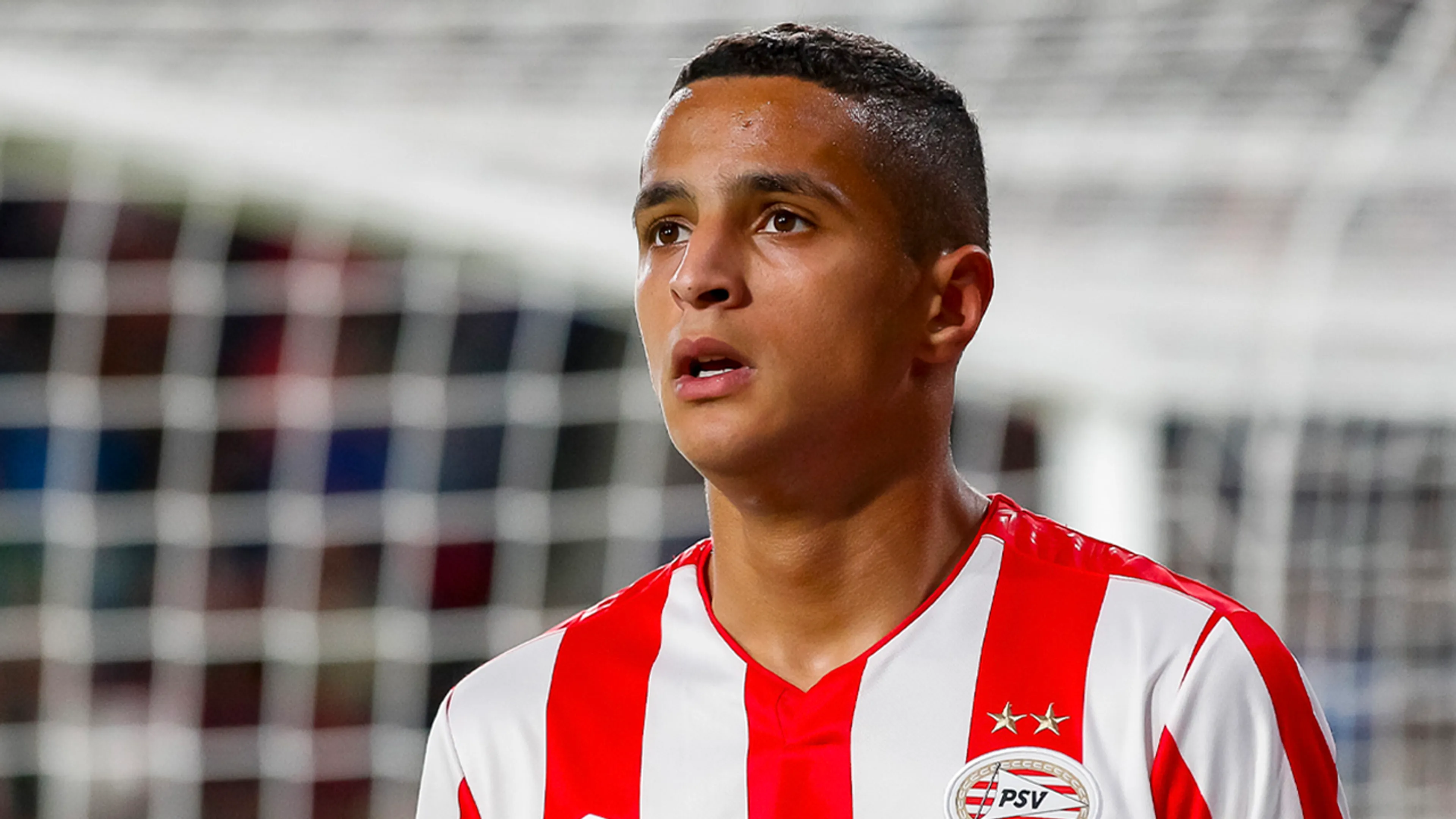 Ihattaren boos na ontslag Van Bommel: 'We hadden een toptrainer'