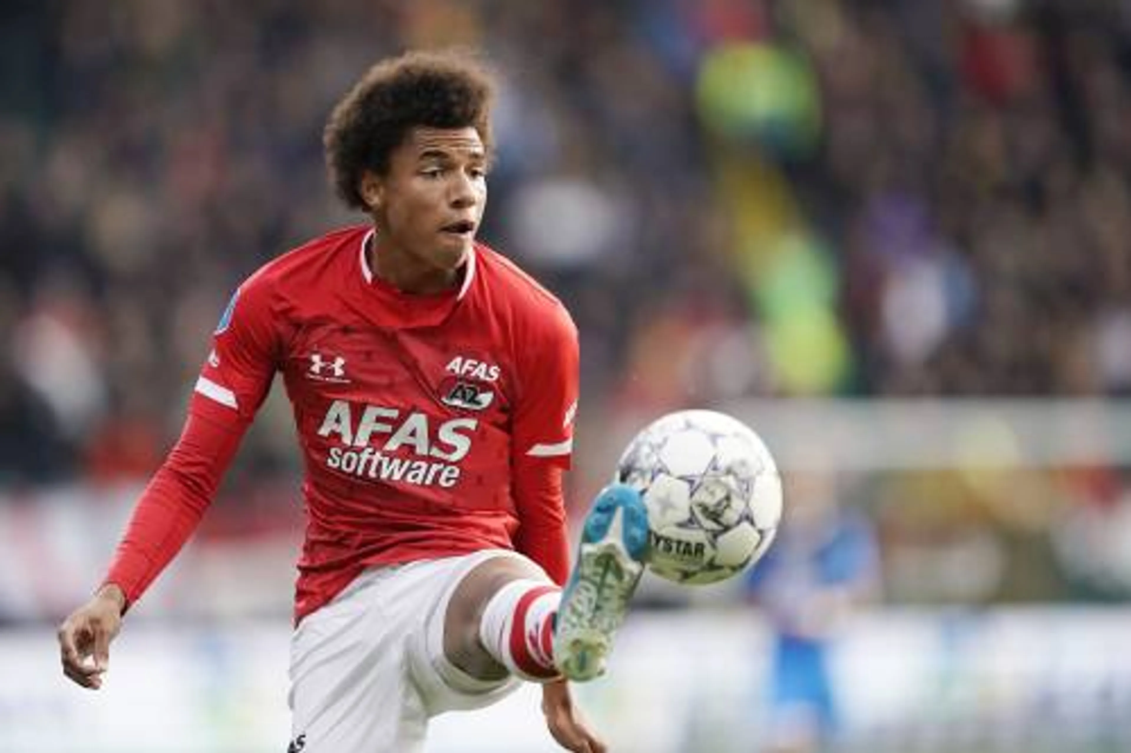 AZ blijft goed in het spoor van Ajax en PSV