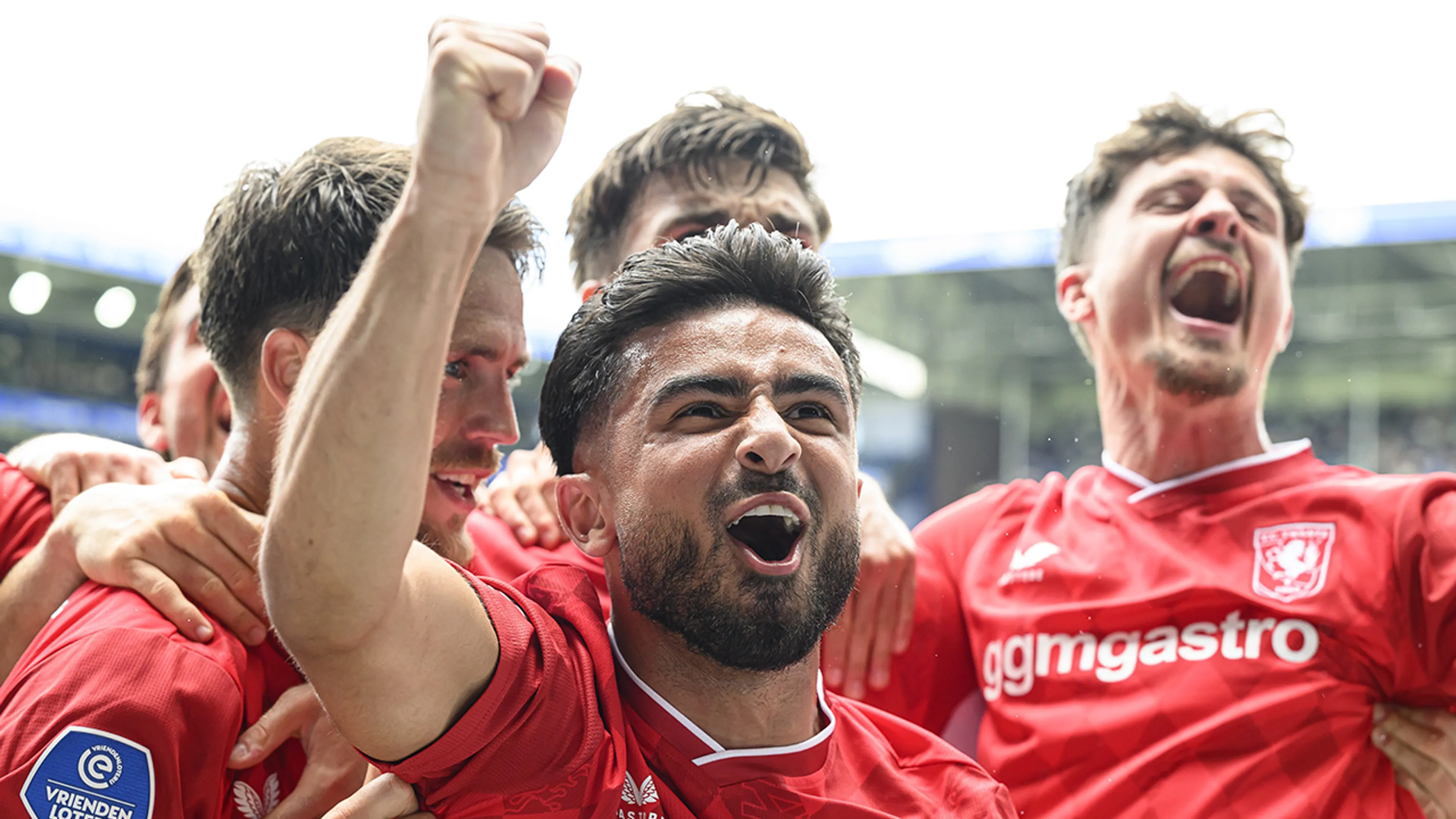 FC Twente boekt bij sc Heerenveen eerste overwinning van het seizoen