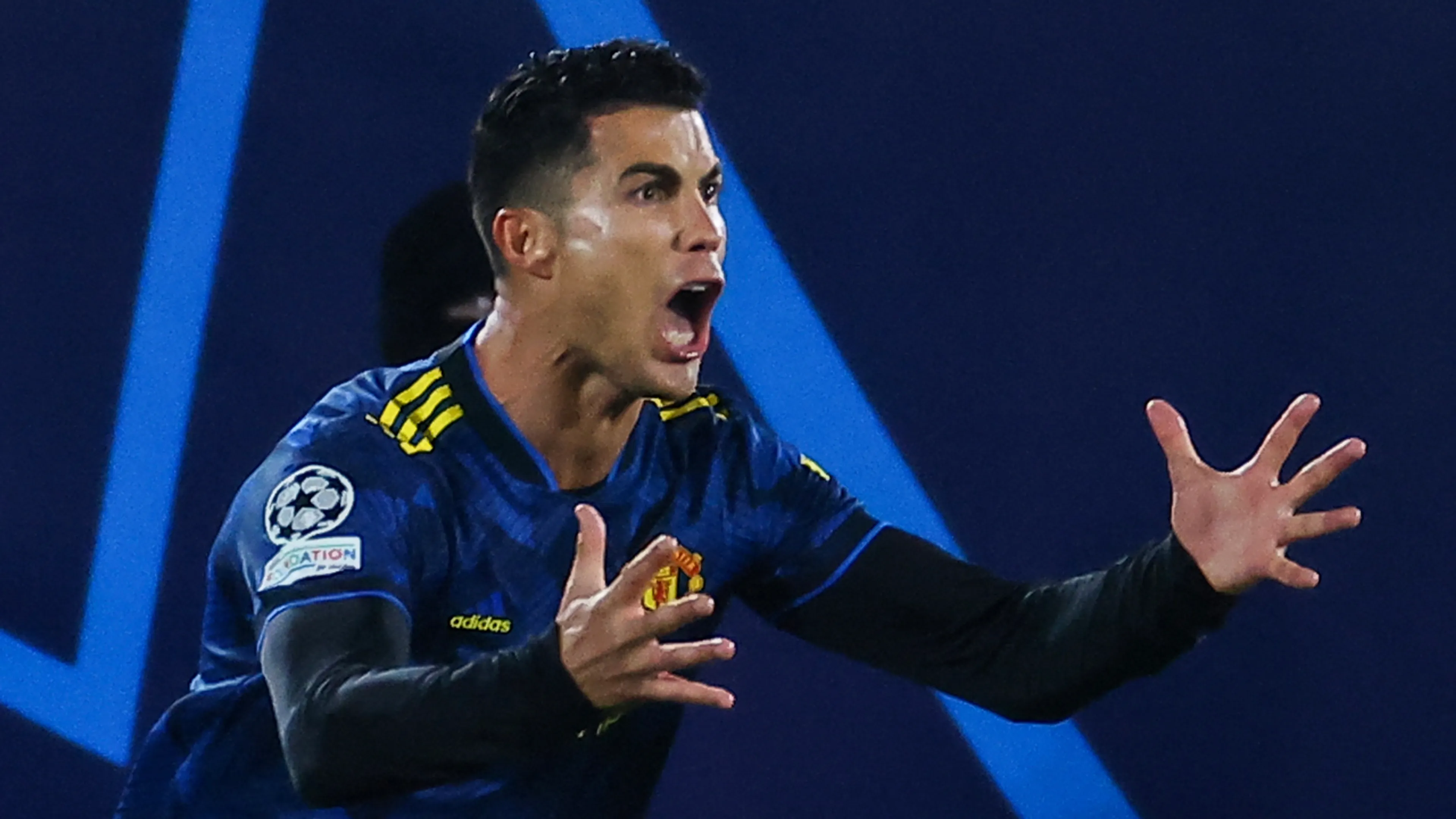 Ronaldo haalt uit naar baas van Gouden Bal-verkiezing: 'Hij heeft gelogen!'