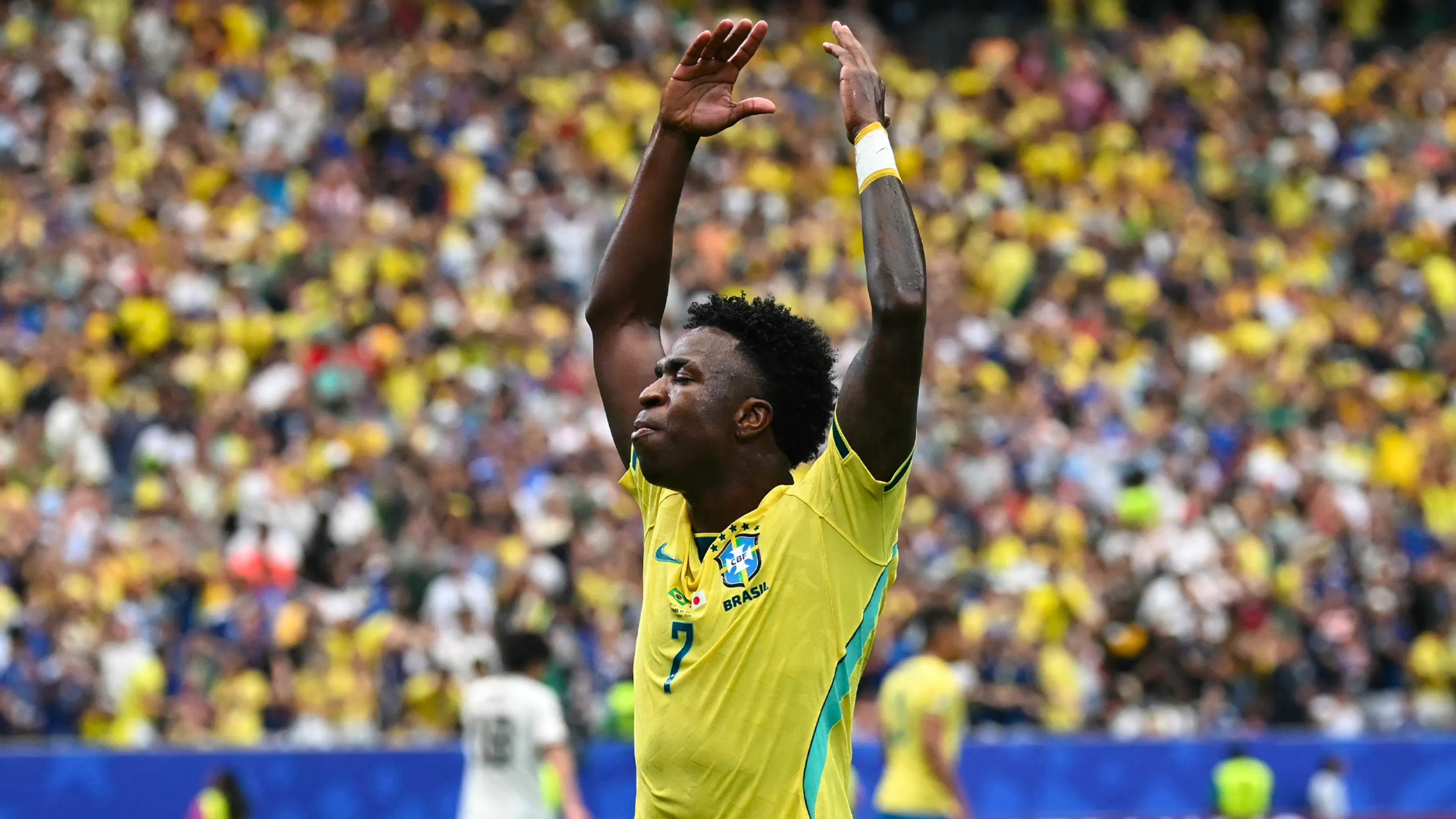 Brazilië schakelt Japan uit op WK dankzij doelpunt in blessuretijd