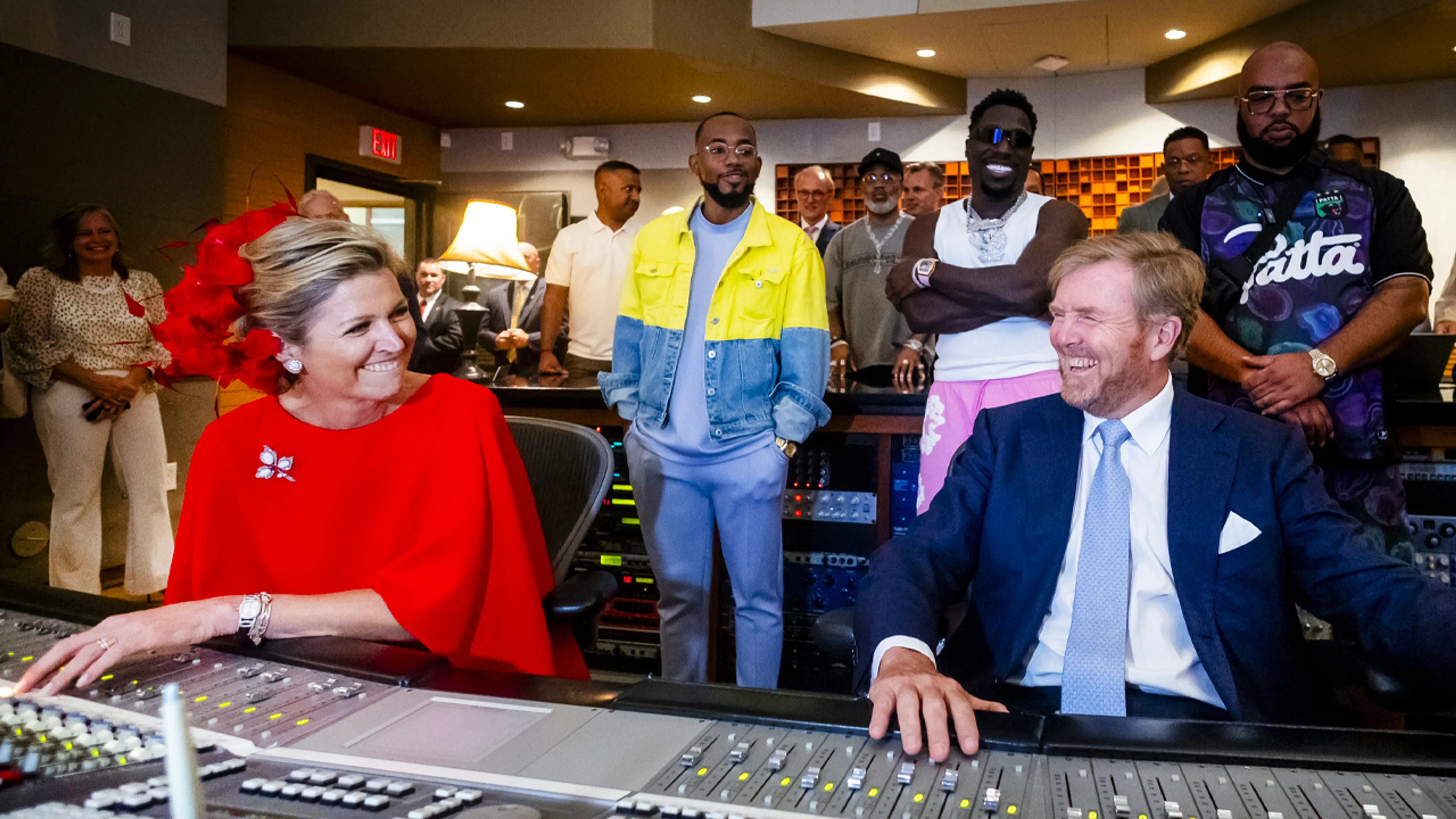 Koningspaar leert muziek produceren van hiphoppers in Atlanta