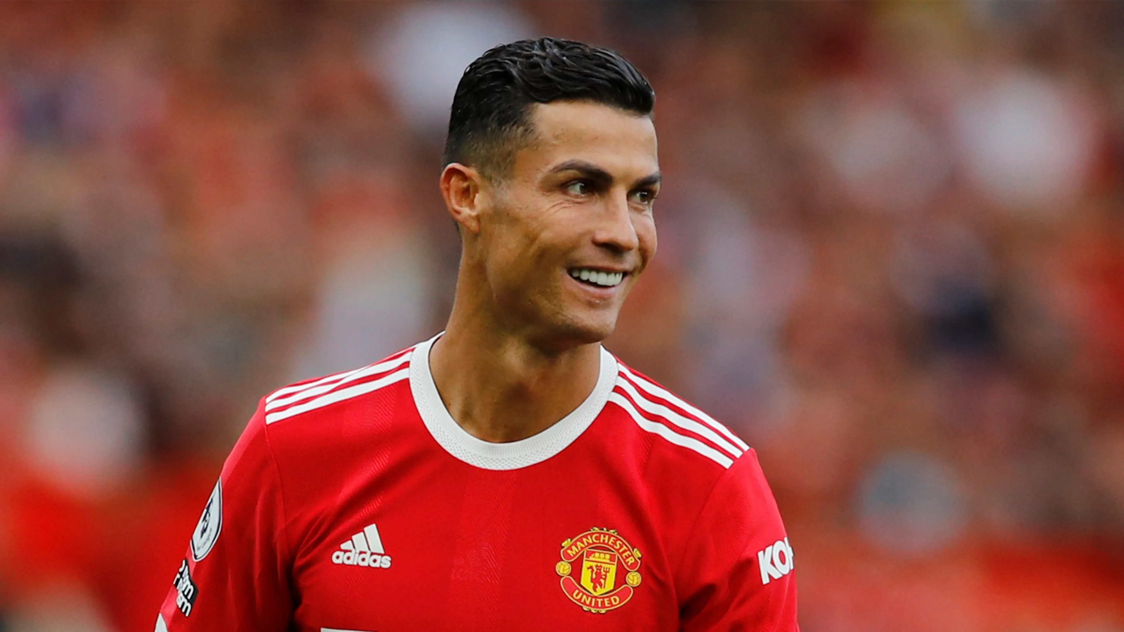 Manchester United-transfer Cristiano Ronaldo afgerond in tuin van TV-presentator