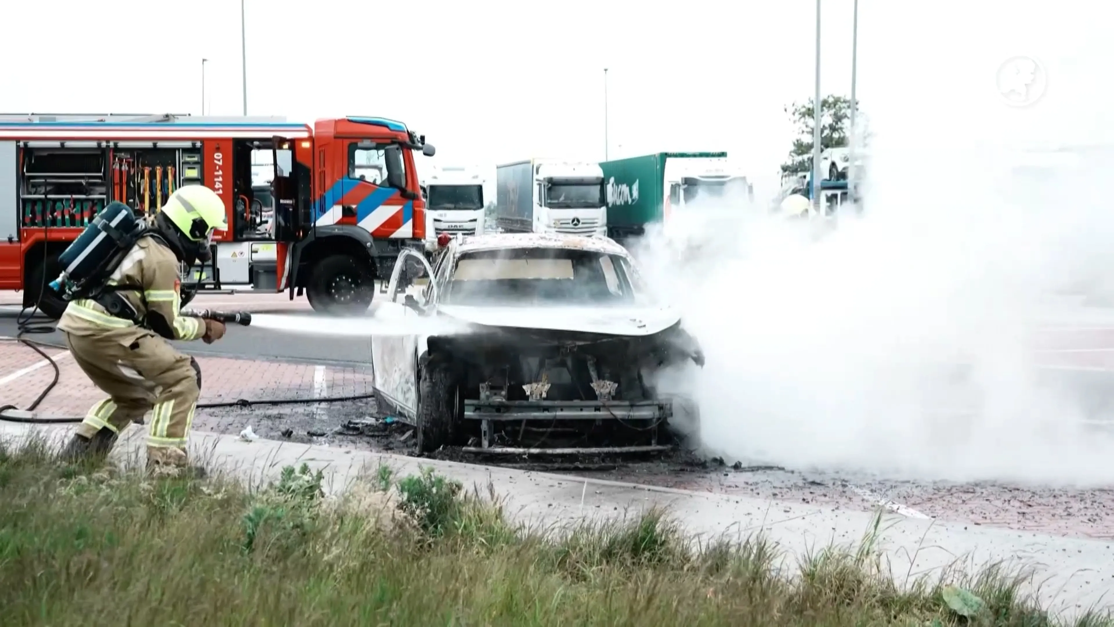 Confrontatie tussen voetbalsupporters bij tankstation langs A28