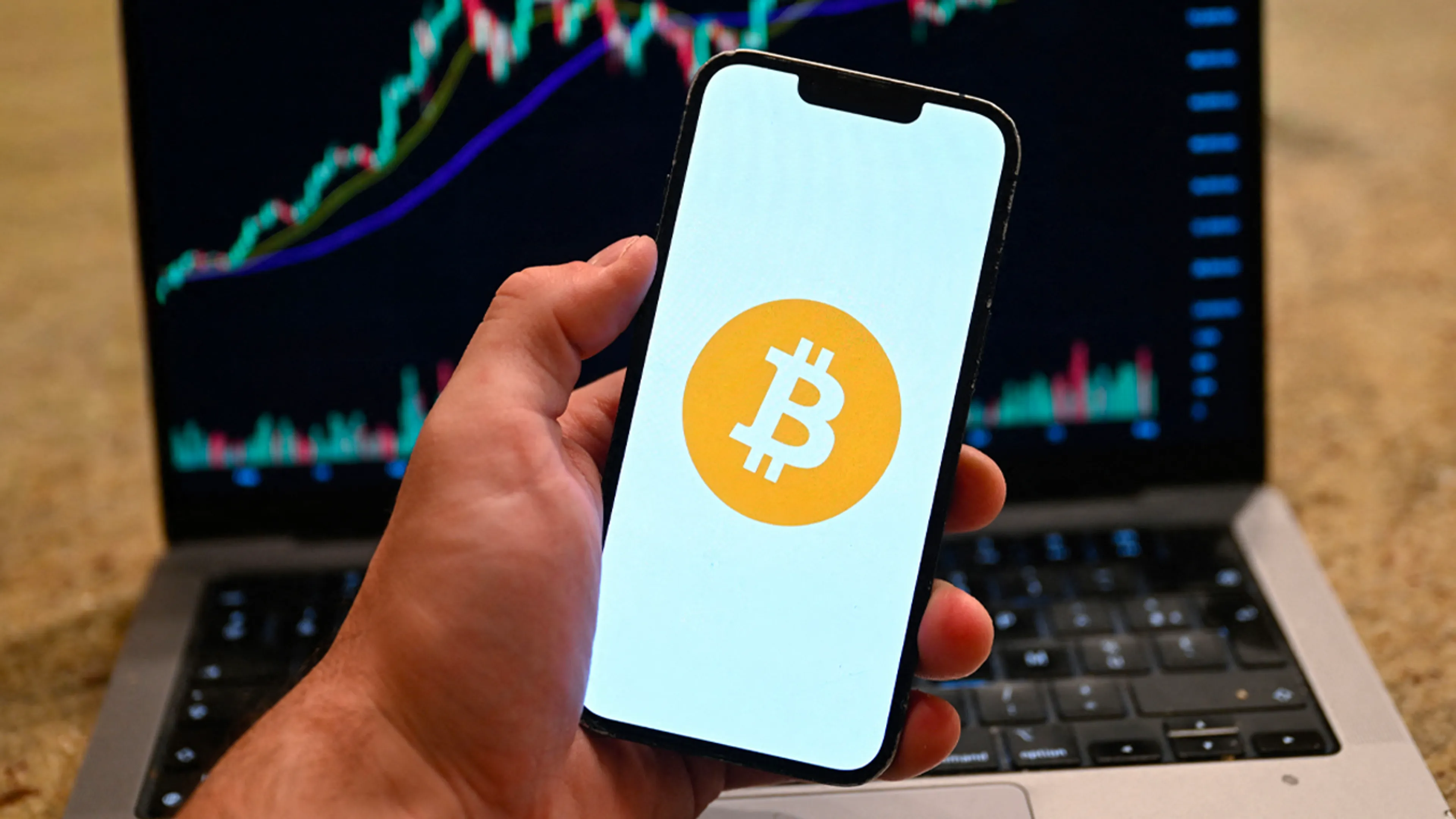 Grootste cryptohack ooit: miljarden buitgemaakt bij Binance, koers Bitcoin gedaald