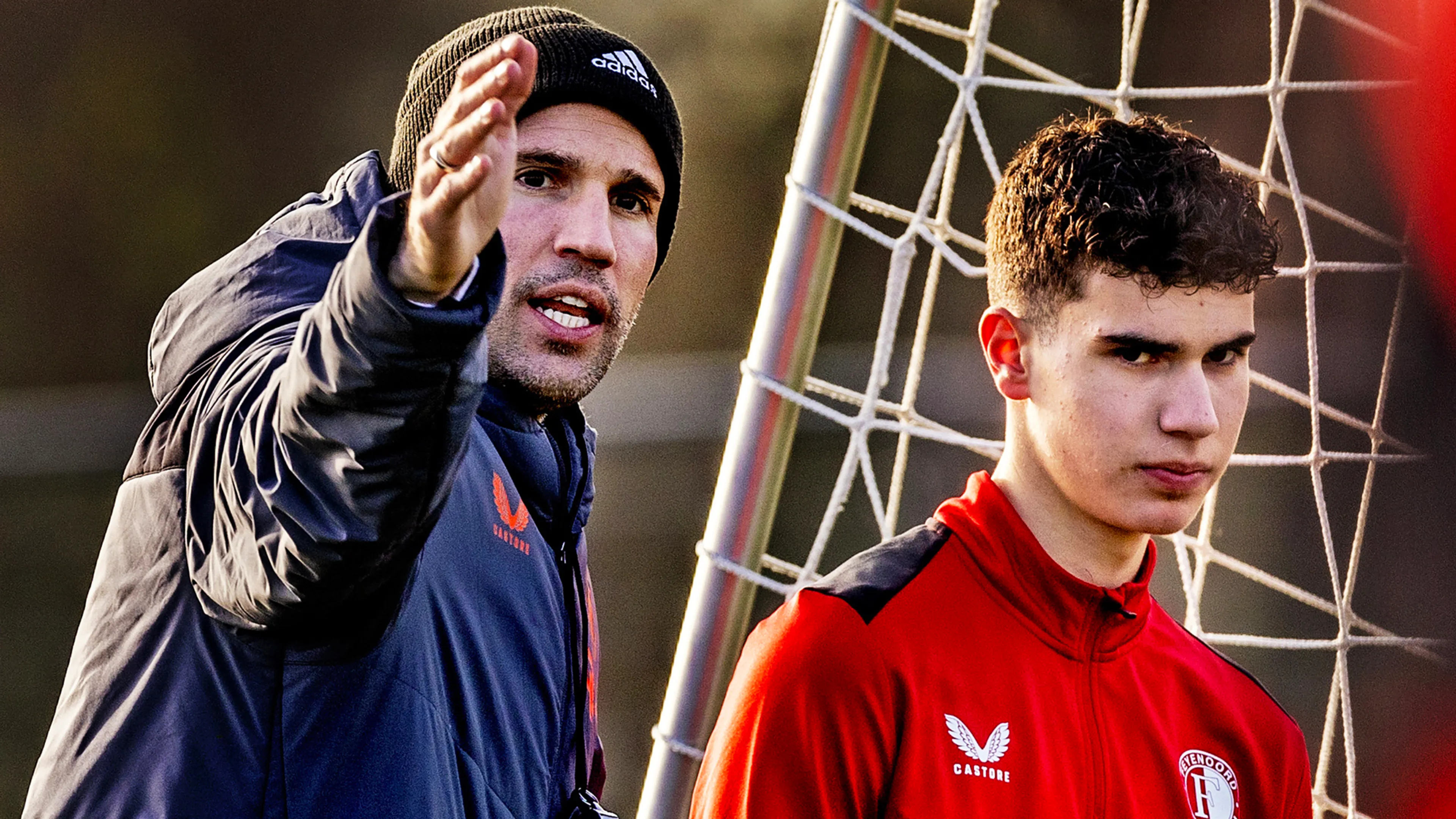 Shaqueel van Persie helpt Feyenoord met late goal aan oefenzege op Excelsior