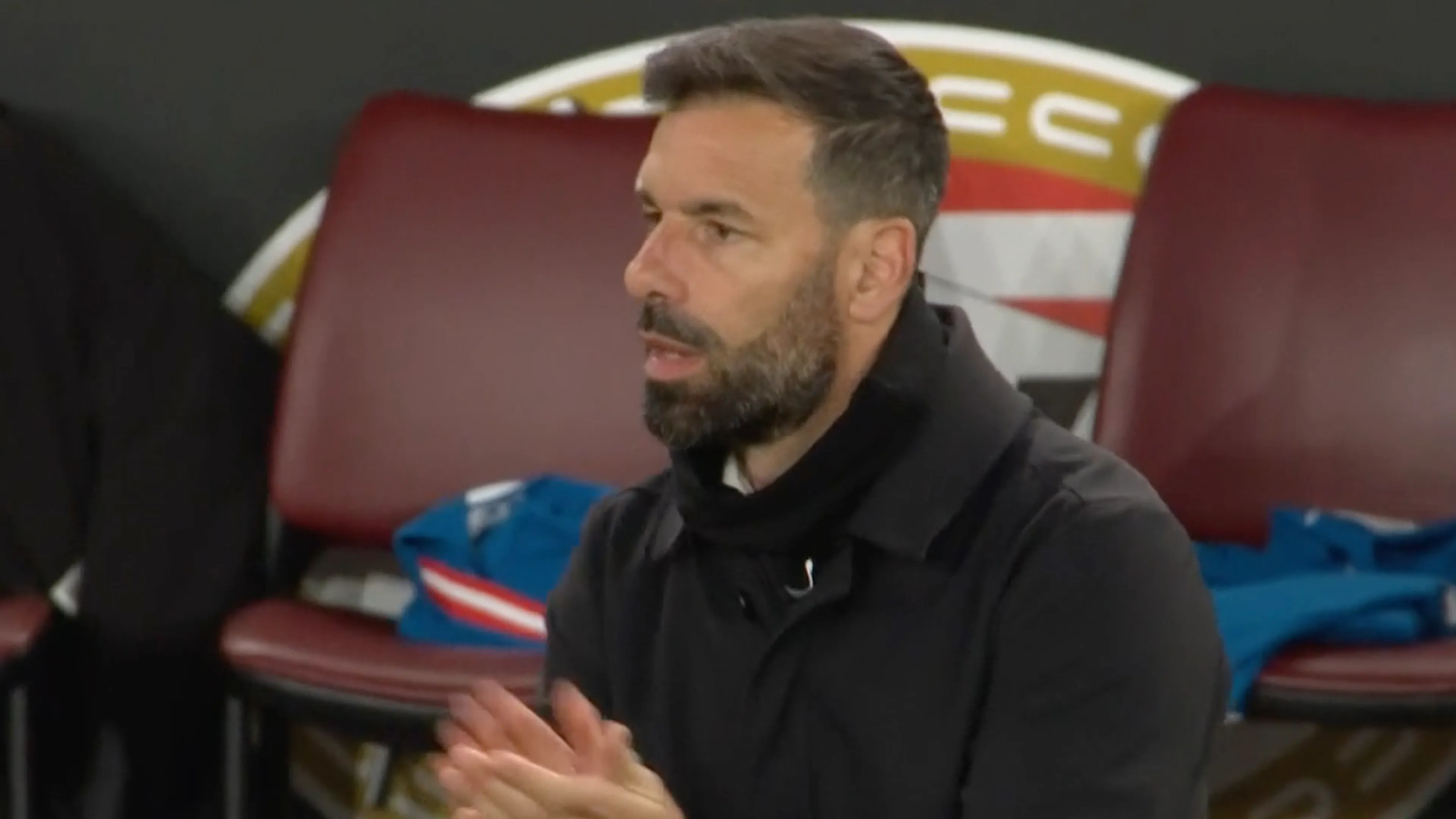 KANS: Mooie aanval PSV eindigt met mislukte poging van Xavi Simons