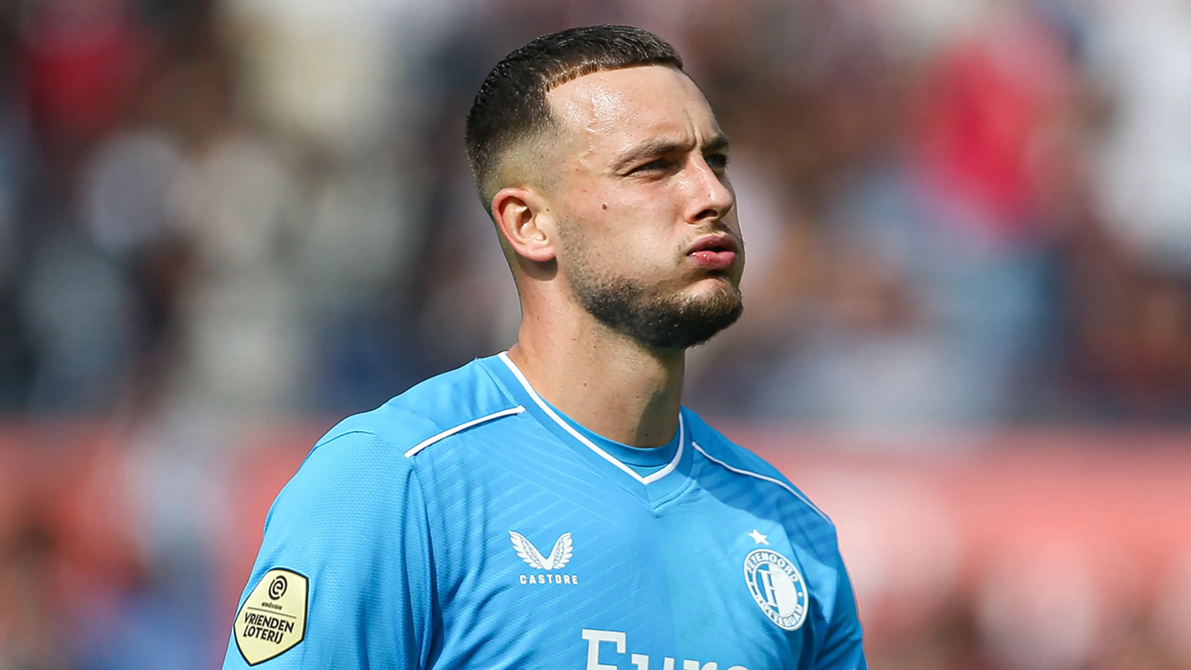 Feyenoord-doelman Justin Bijlow weken uitgeschakeld