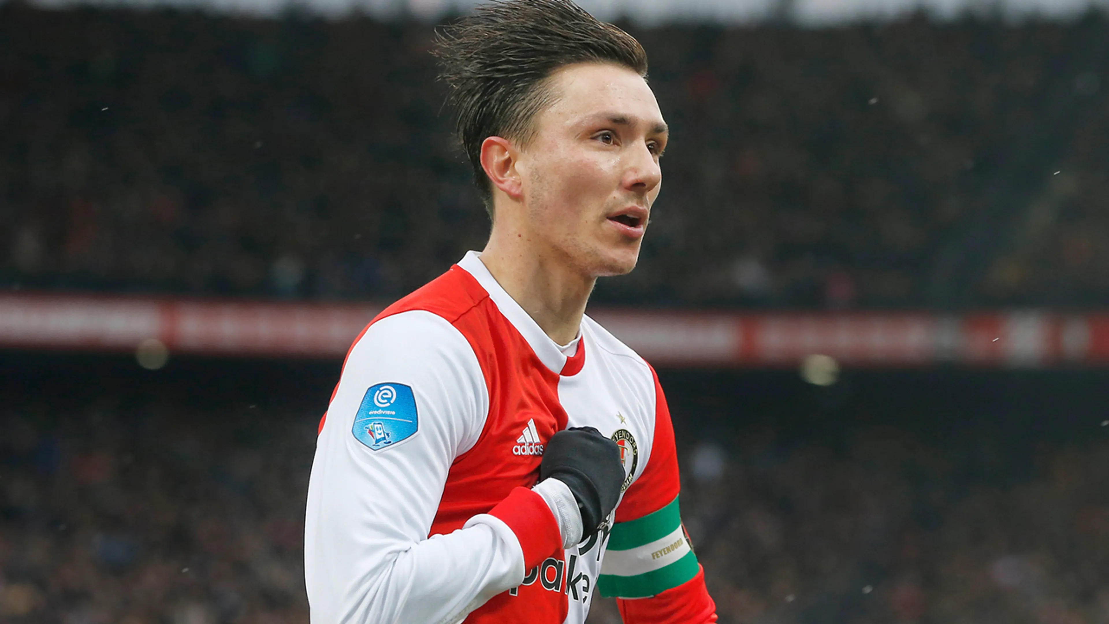 Berghuis leidt Feyenoord met 3-1 langs PSV